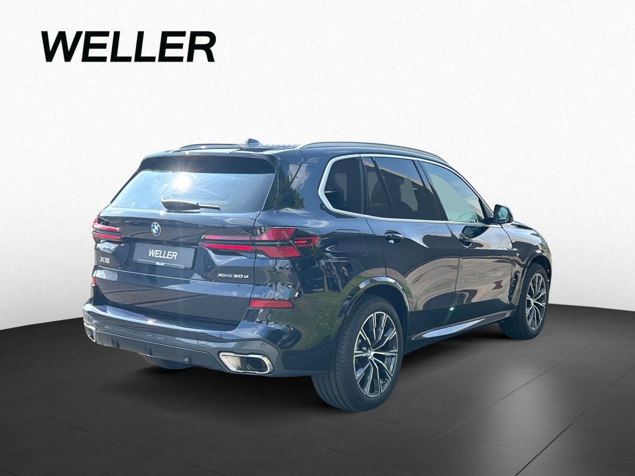 BMW X5 xDr 30d M SPORT 7-Sitz,2Luftf,SoftCl,AHK,Pano