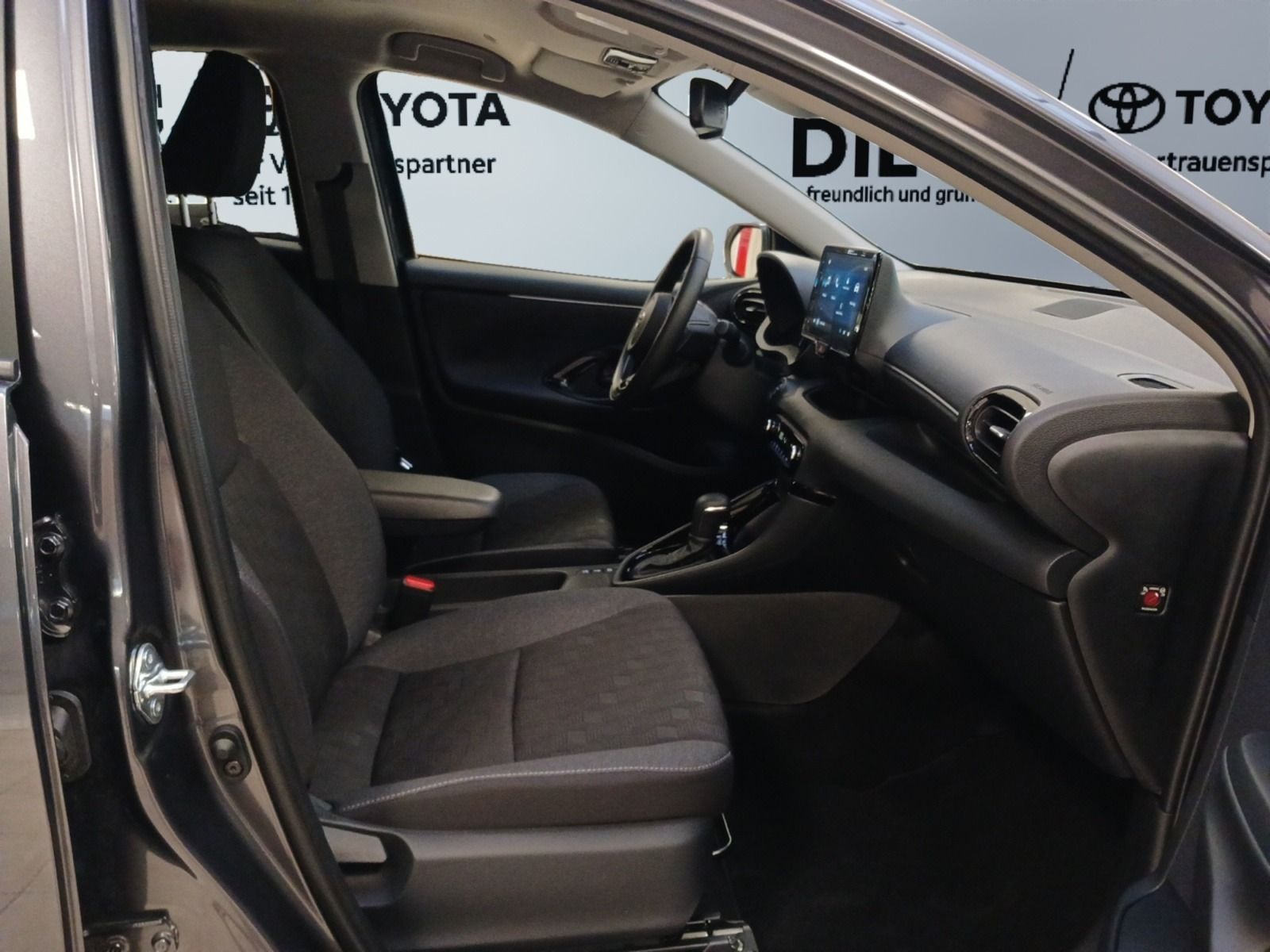 Toyota Yaris 1.5 Hybrid Teamplayer*ACC*KAM*APPLE-CAR