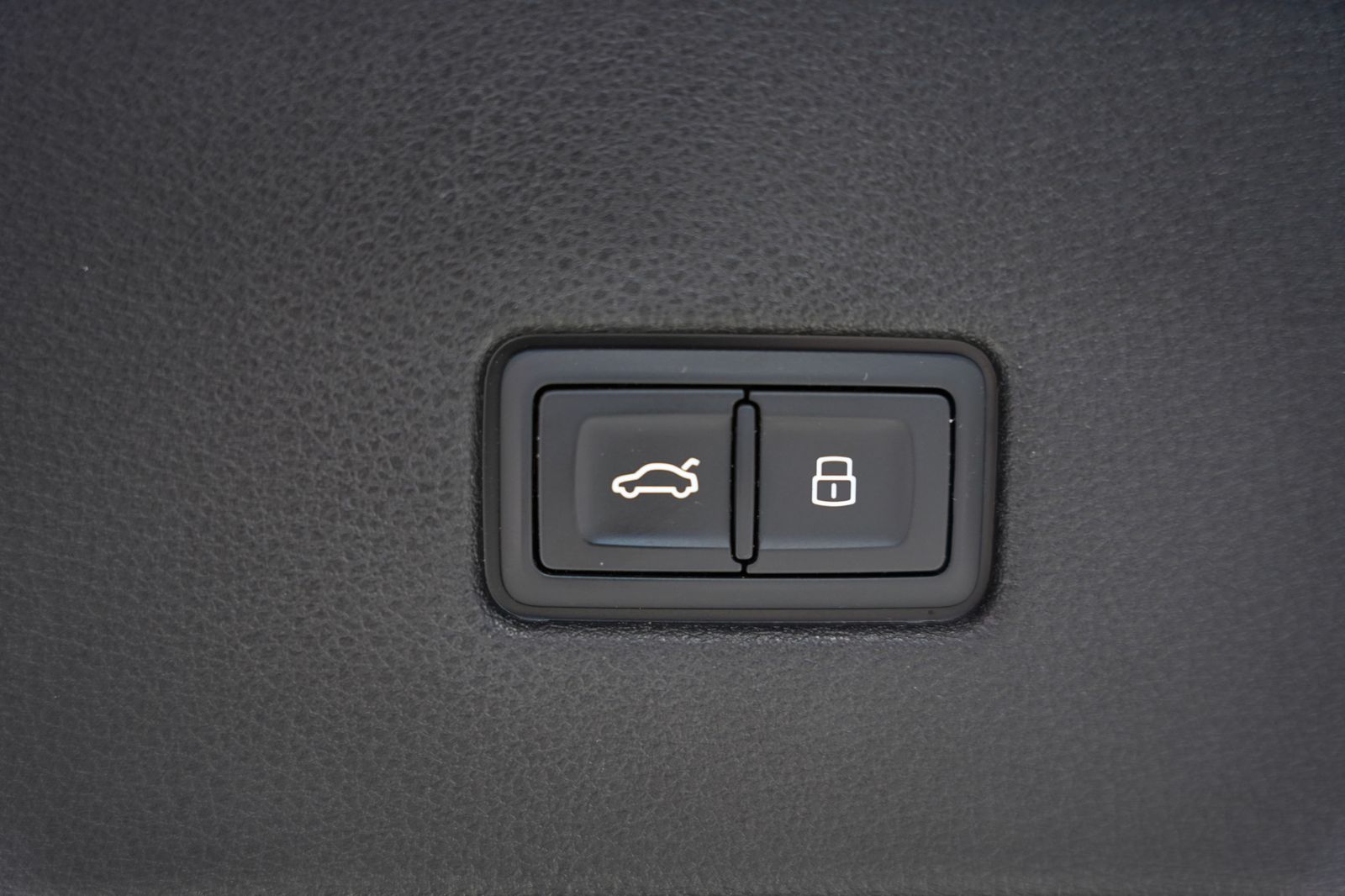 Audi RSQ8 q.*1H *23 *Dynamik*Keramik *S-Abgas *Pano