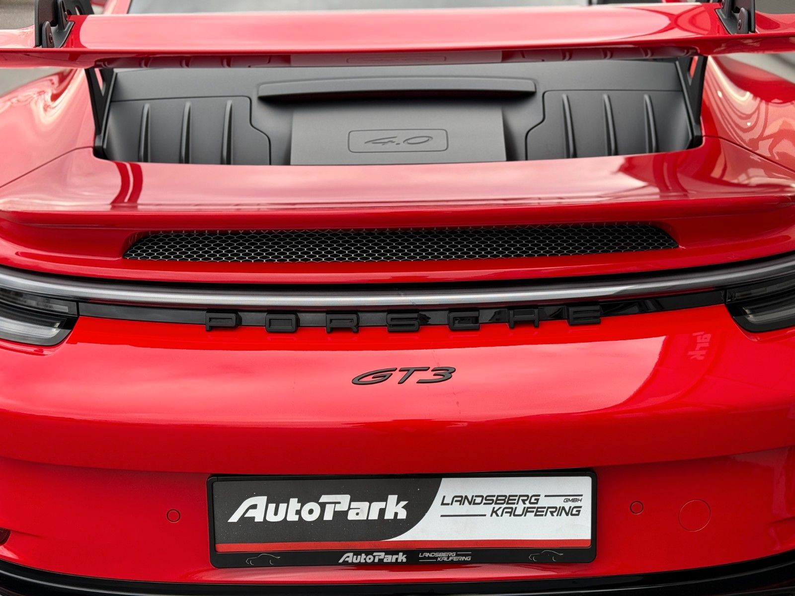 Porsche 911 GT3 - Samsaru's Car Outlet