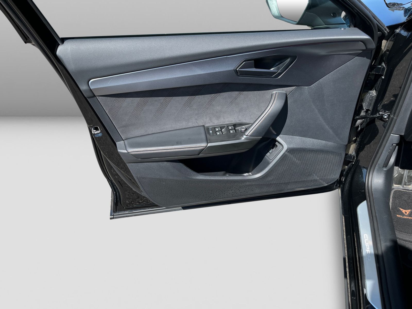 Cupra Formentor VZ Tribe Edition 2.0TSI DSG Pano AHK