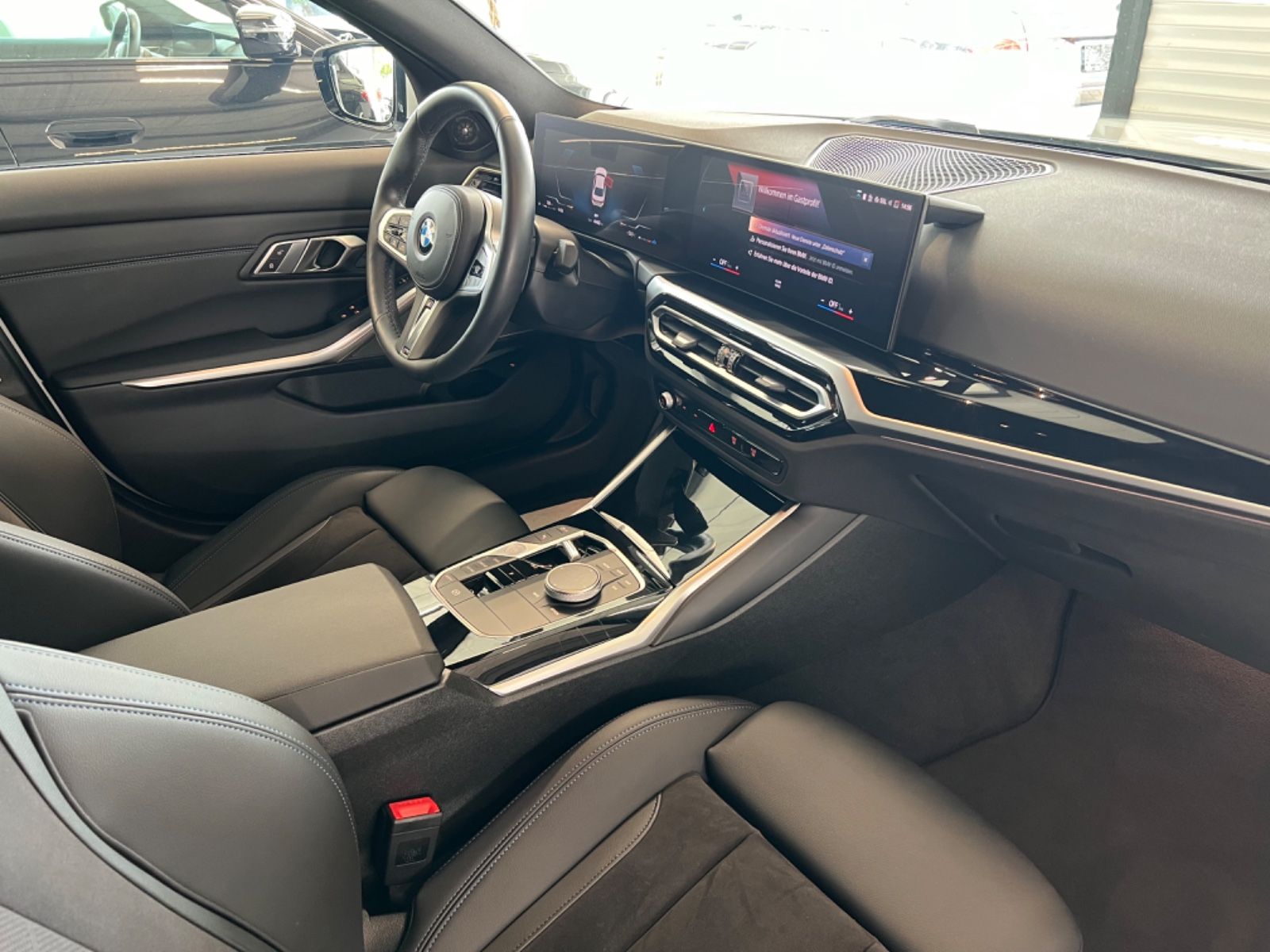 BMW 320 d xDrive M Sport - Samsaru's Car Outlet