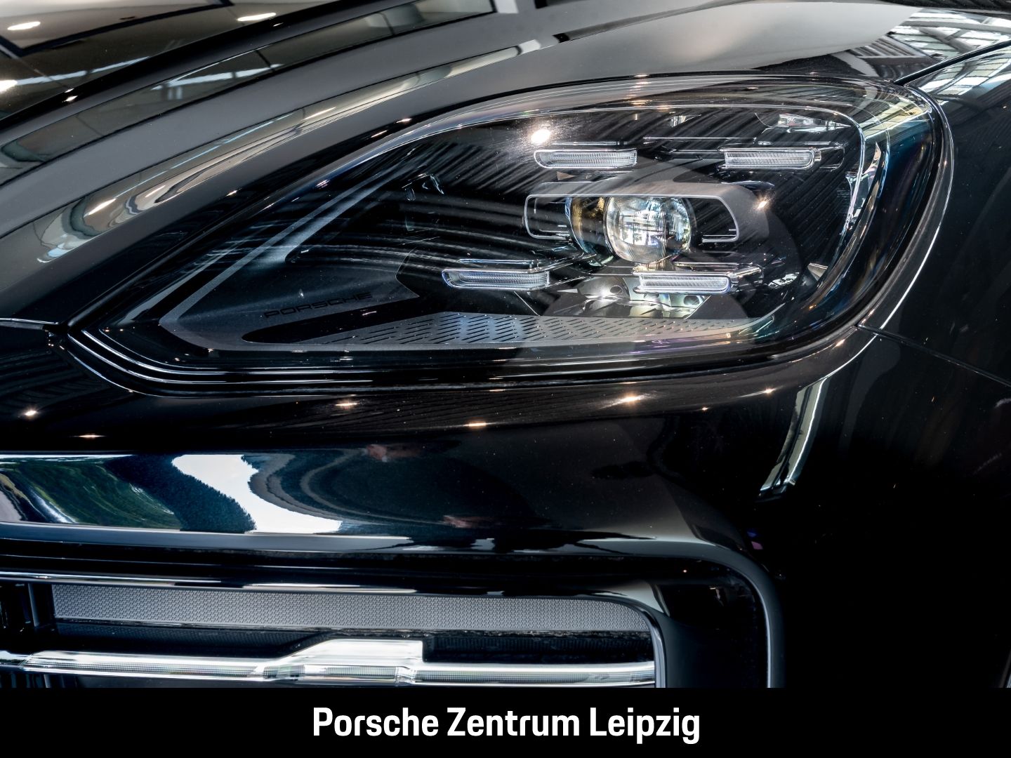 Porsche Cayenne E-Hybrid Coupe AHK Matrix Bose Abstandst