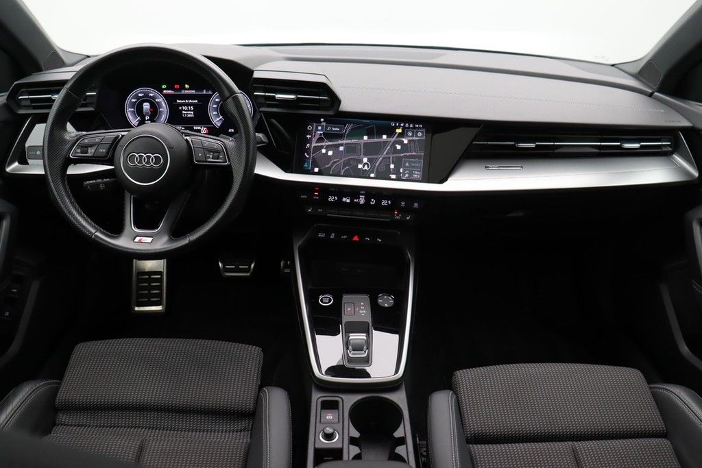 Audi A3 Sportback 40 TFSI e S line - Samsaru's Car Outlet