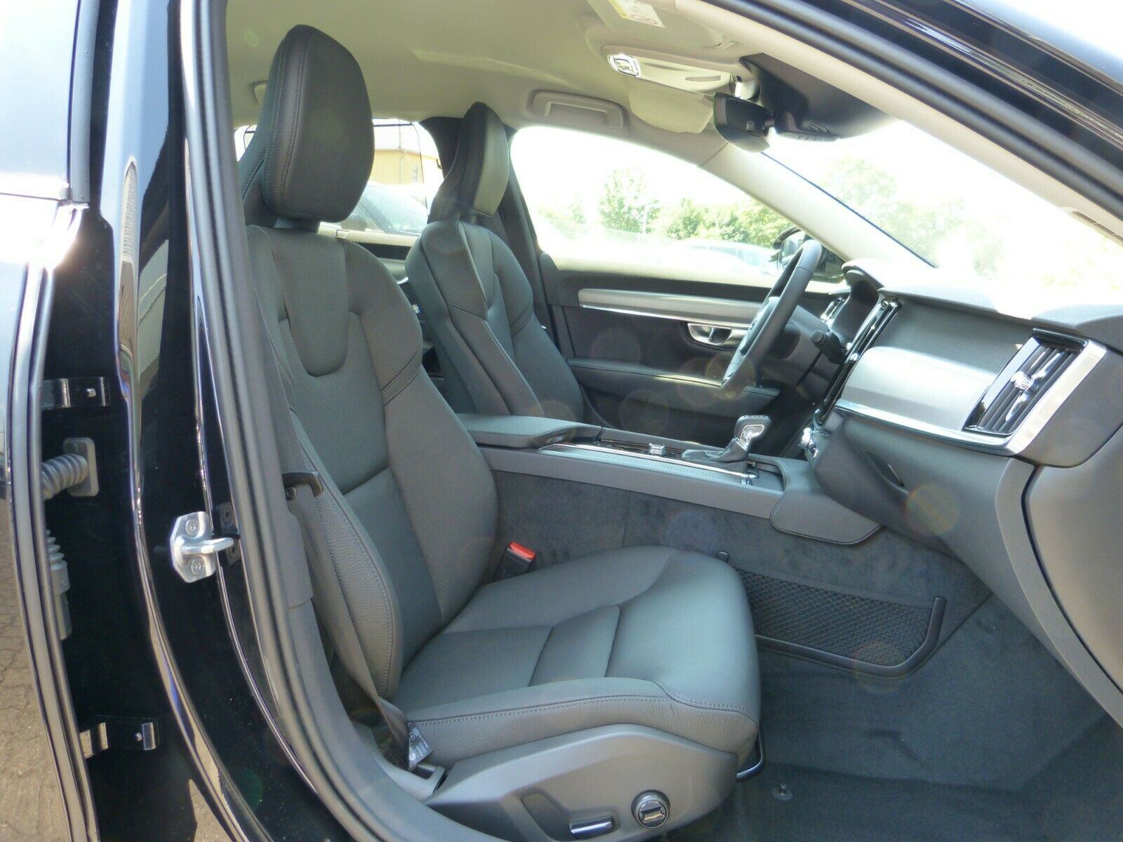 Volvo S 90 T4 Autom. Momentum*Business*Licht*