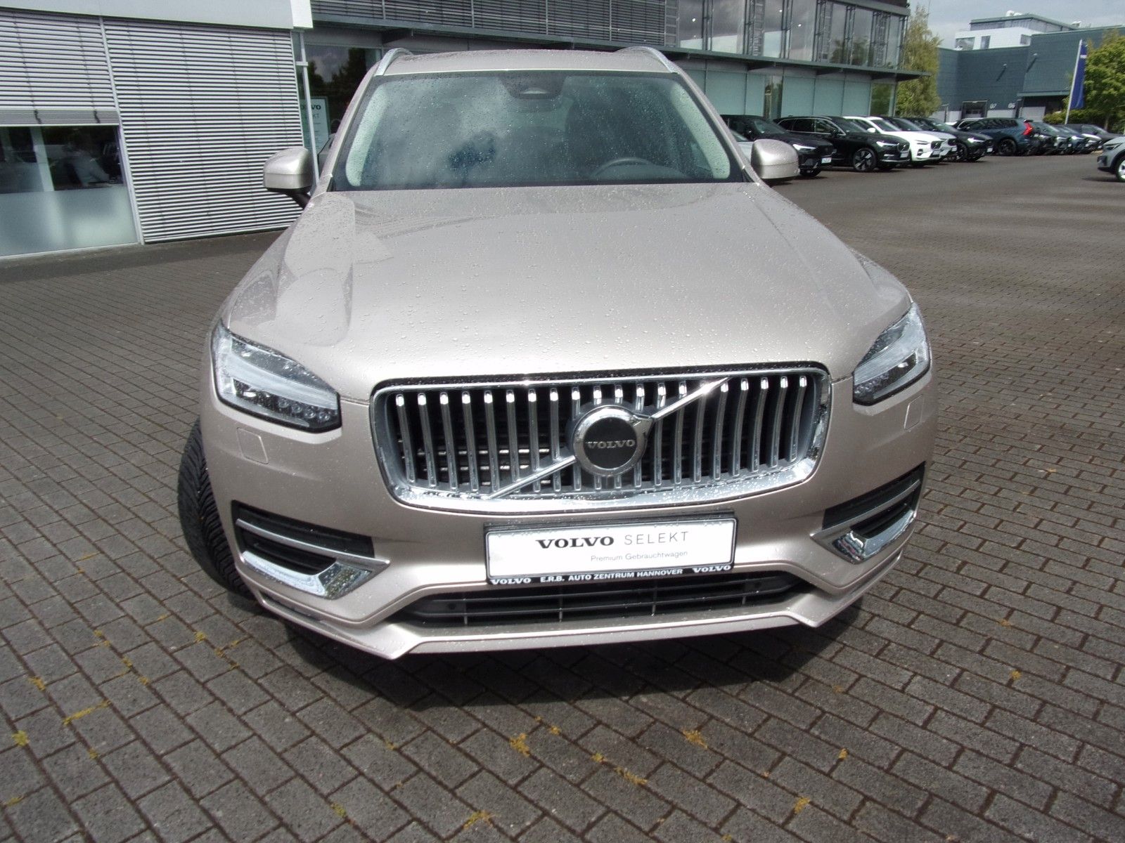 Volvo XC 90 B5 Plus Bright AWD - Samsaru's Car Outlet