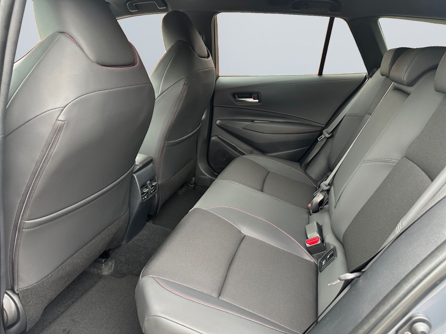 Toyota Corolla 2.0 Hybrid TS GR Sport *Bi-LED*el. Heckk
