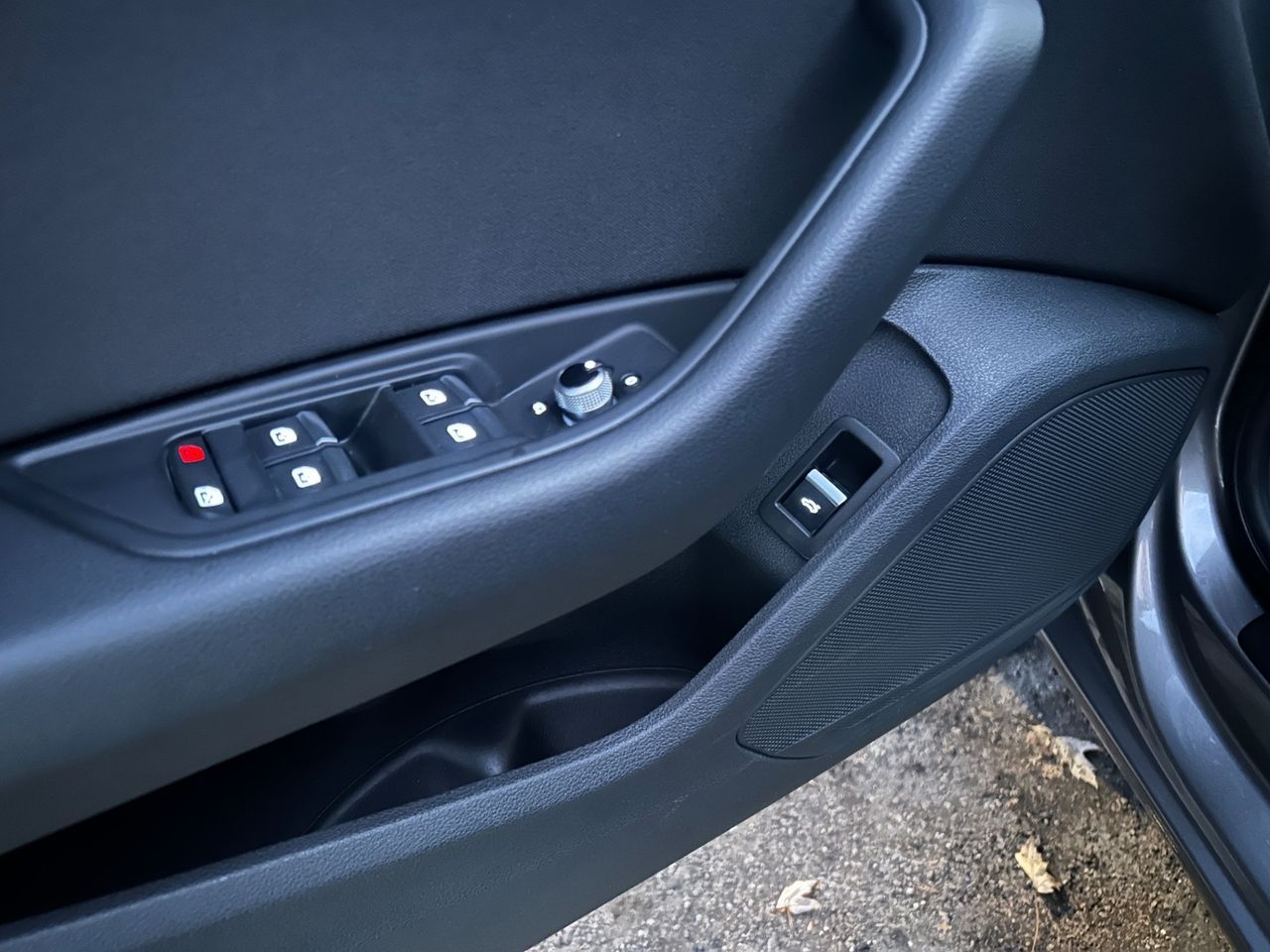 Audi A4 30 TDI S tronic Business Advanced - Samsaru's Car Outlet