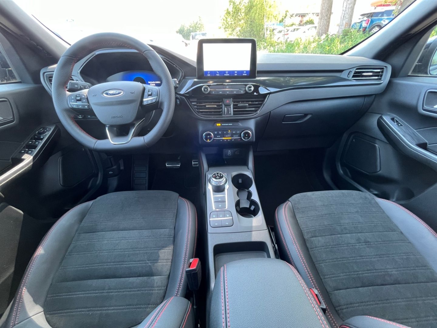Ford Kuga ST-Line X PHEV - Samsaru's Car Outlet