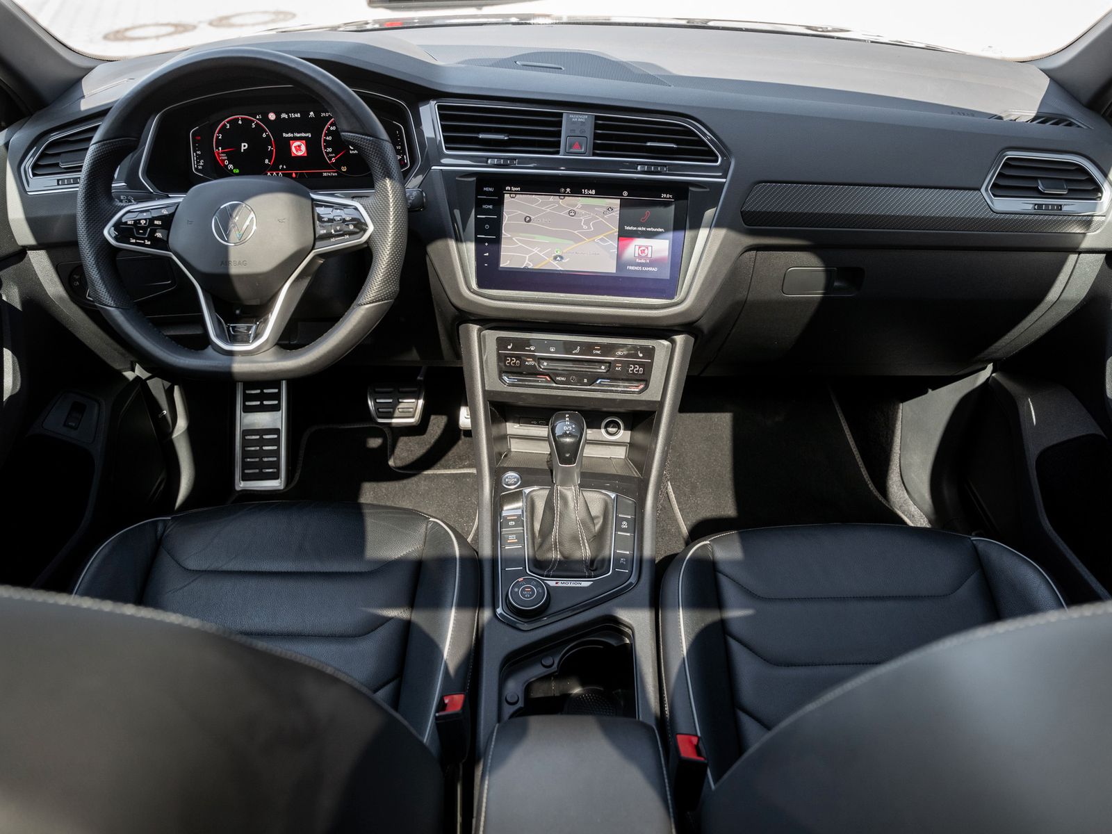 Volkswagen Tiguan R-Line 2.0 TSI - Samsaru's Car Outlet