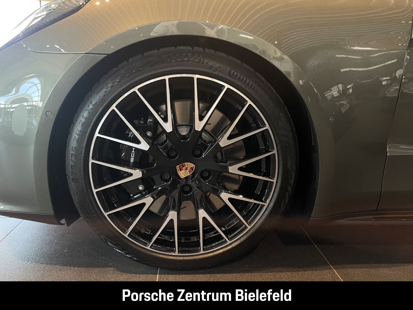 Porsche Panamera 4S E-Hybrid Surround-View Luftfederung