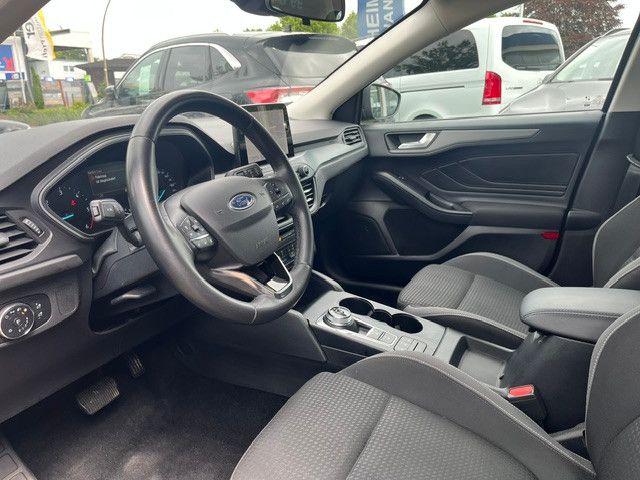 Ford Focus Turn. Cool & Connect AUT NAVI SHZ KAM ACC