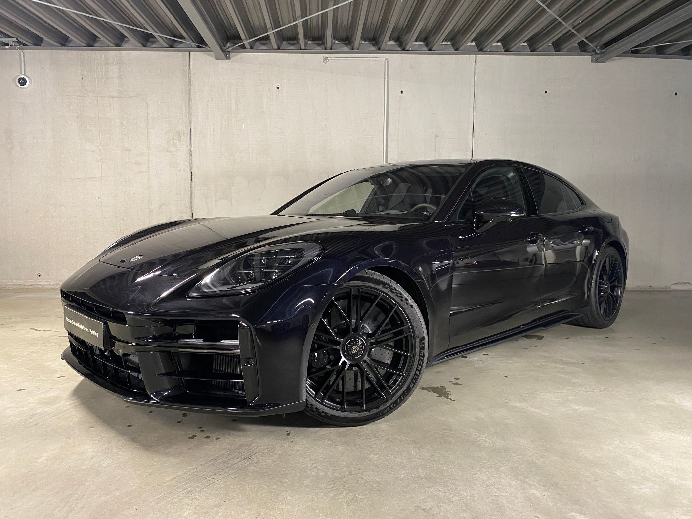 Porsche Panamera Turbo S E-Hybrid | SportDesign Paket |