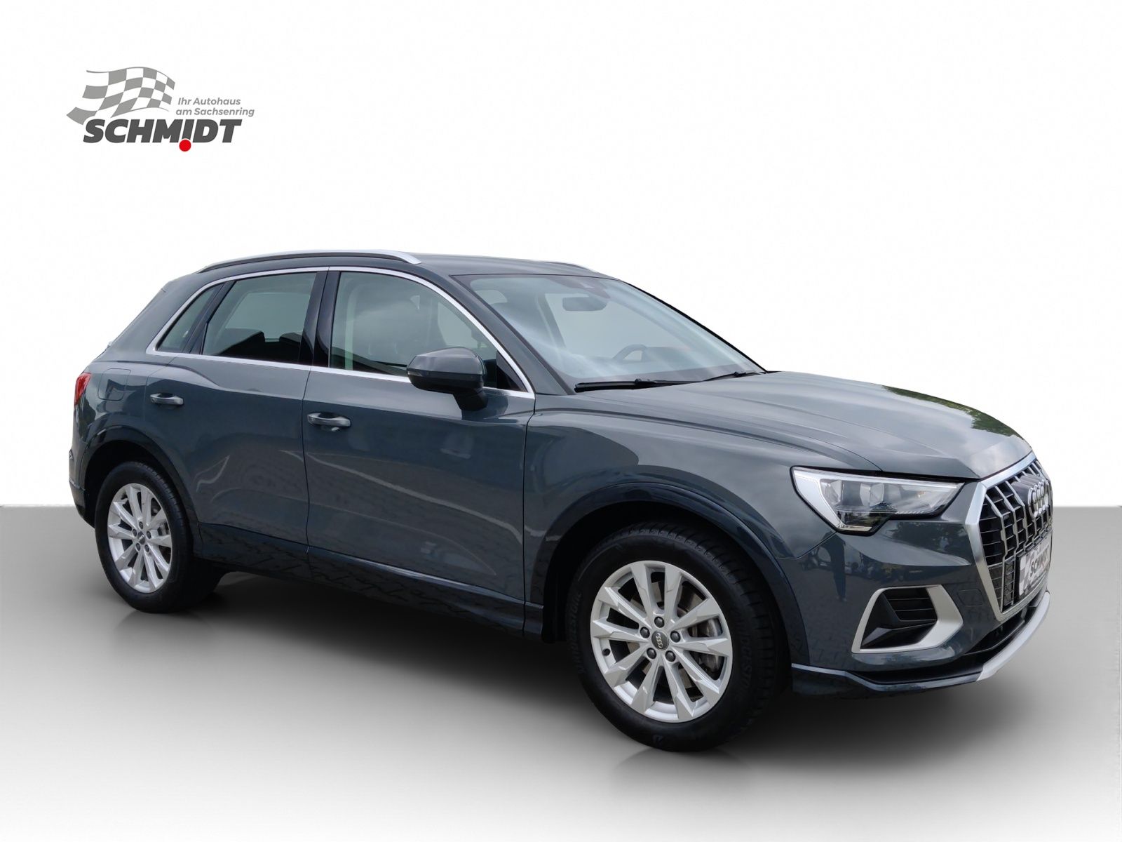 Audi Q3 40 TFSI quattro advanced - Samsaru's Car Outlet