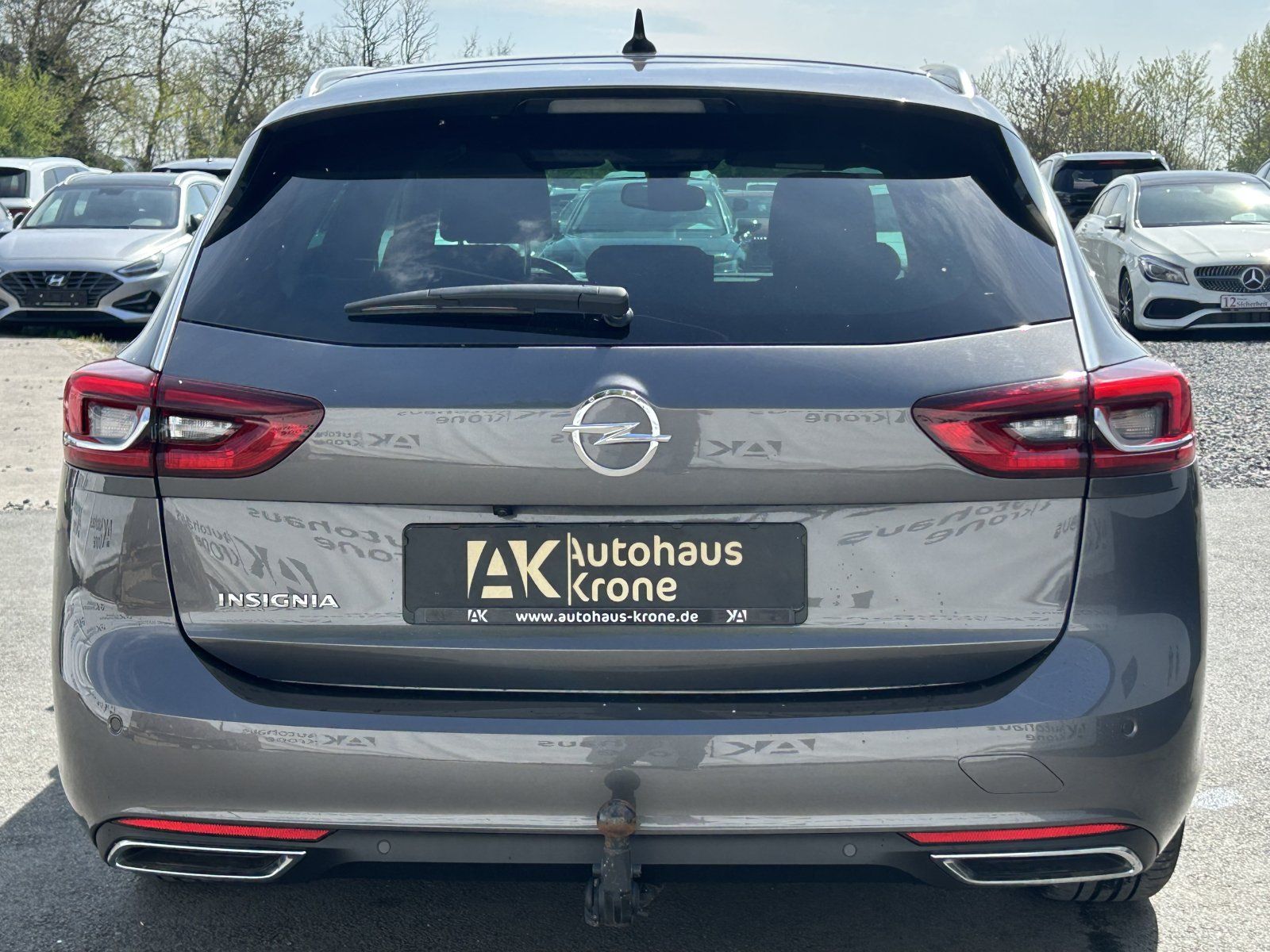 Opel Insignia 2.0 CDTI Business - Samsaru's Car Outlet