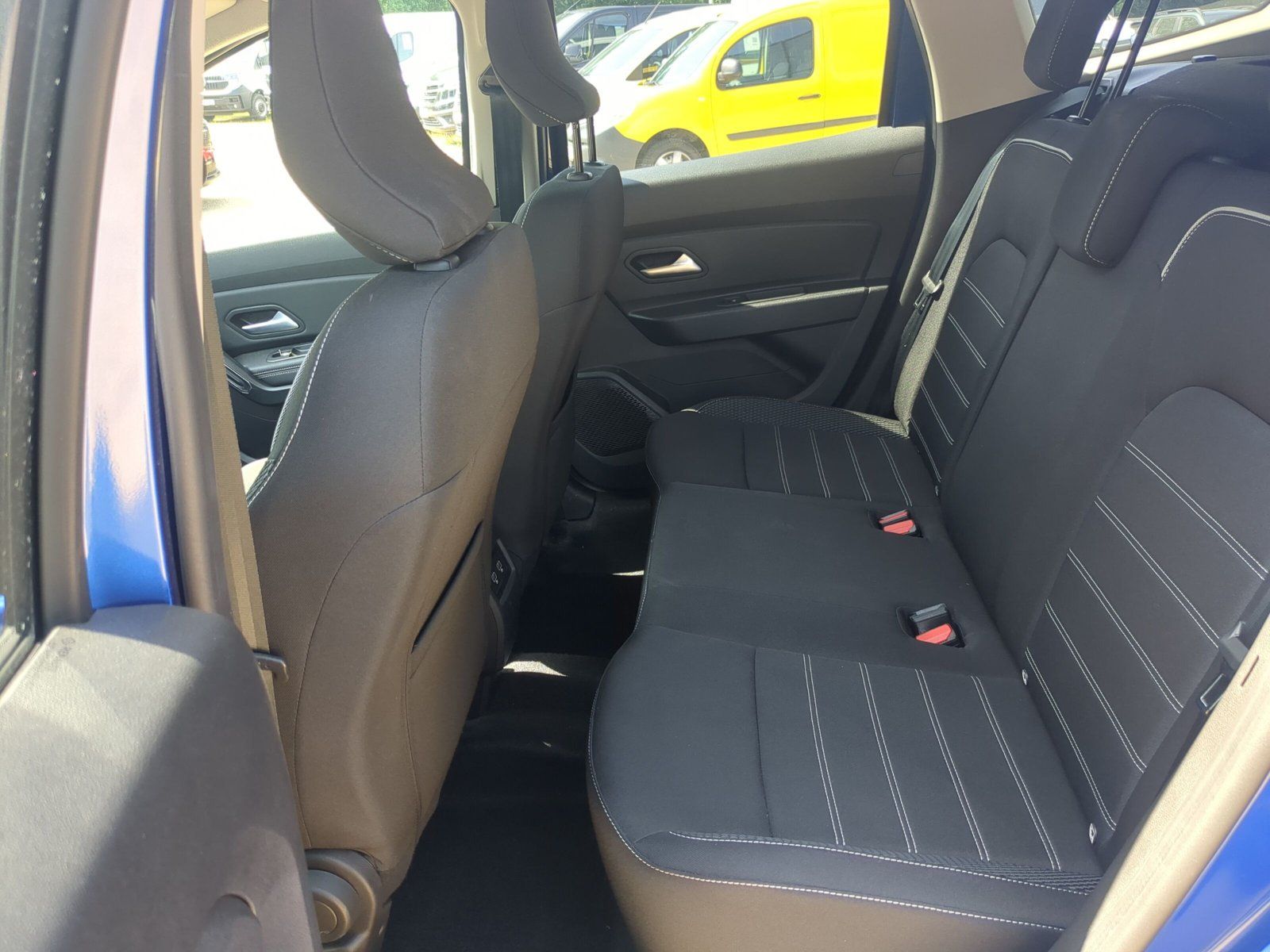 Dacia Duster TCe 150 EDC 2WD Prestige - Samsaru's Car Outlet