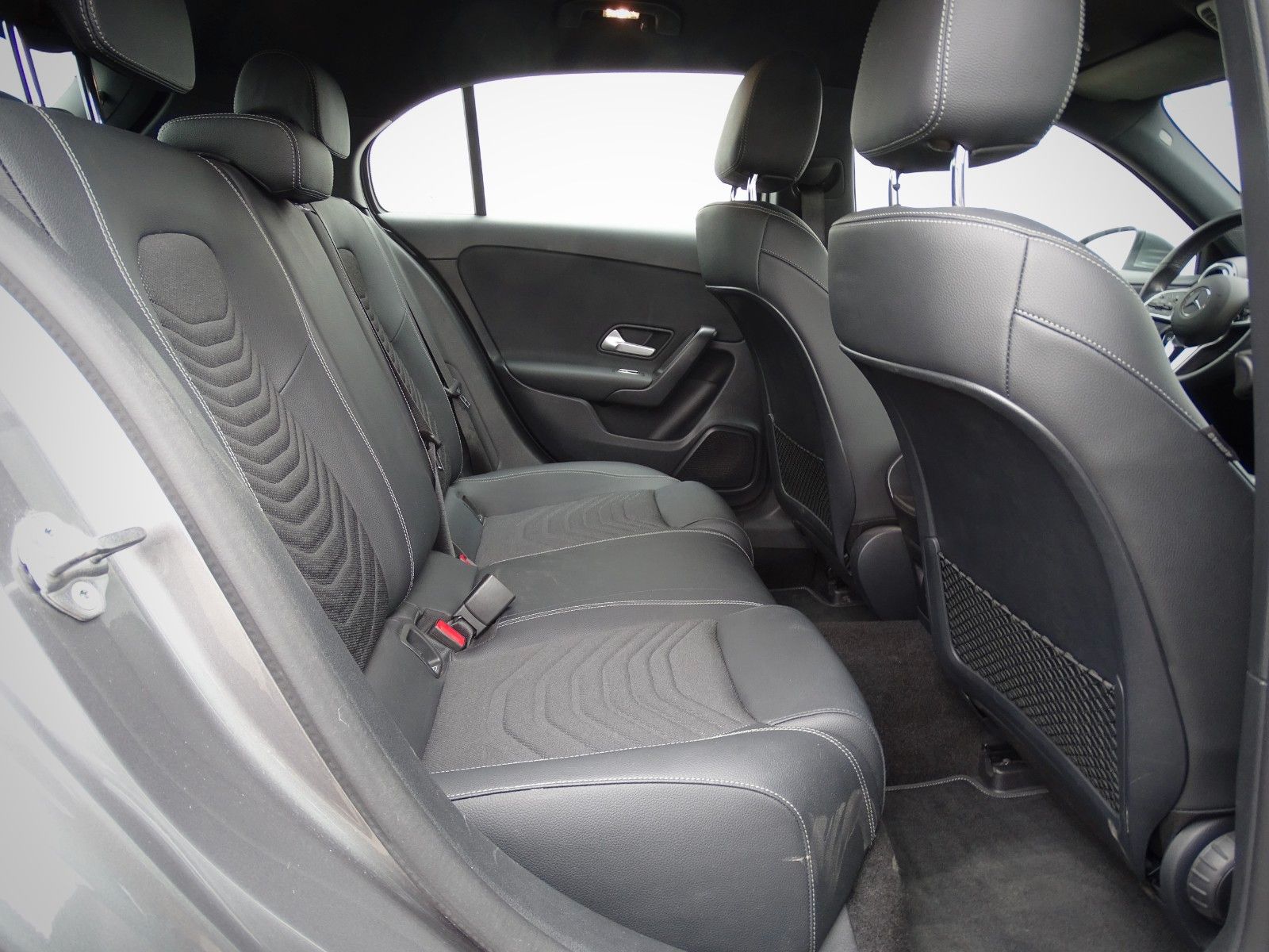 Mercedes-Benz A 180 BUSINESS LINE - Samsaru's Car Outlet