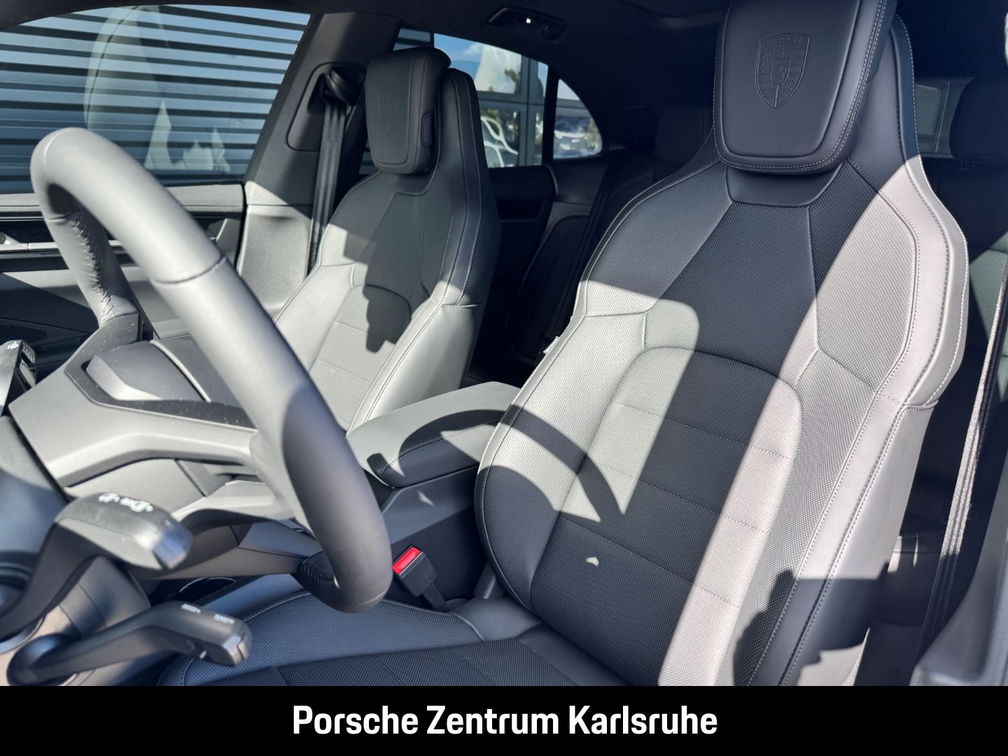 Porsche Macan 4 BOSE Luftfederung Panoramadach InnoDrive