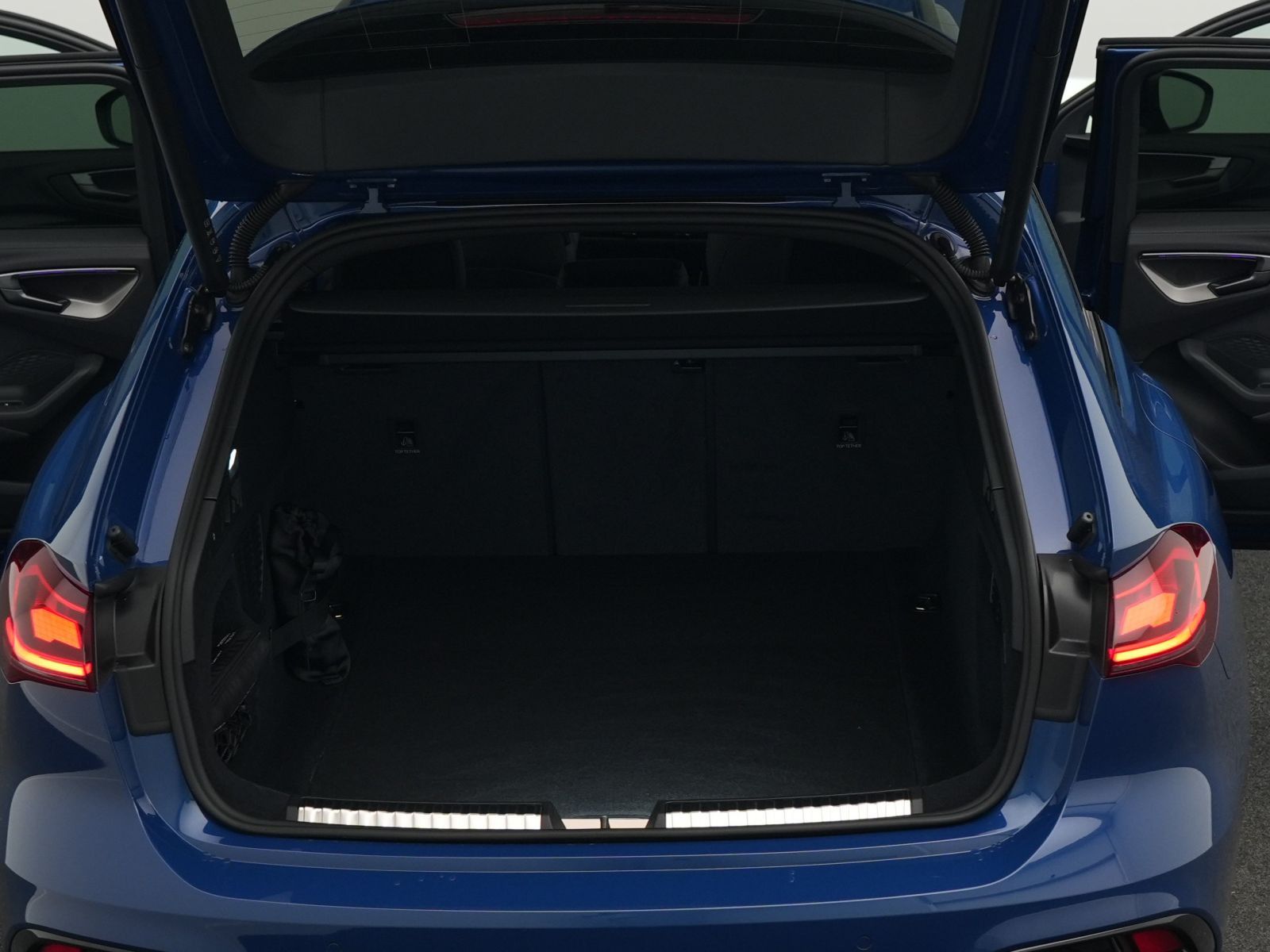 Audi A5 Avant TFSI quattro 2x S line *AHK*StdHZ*20''*