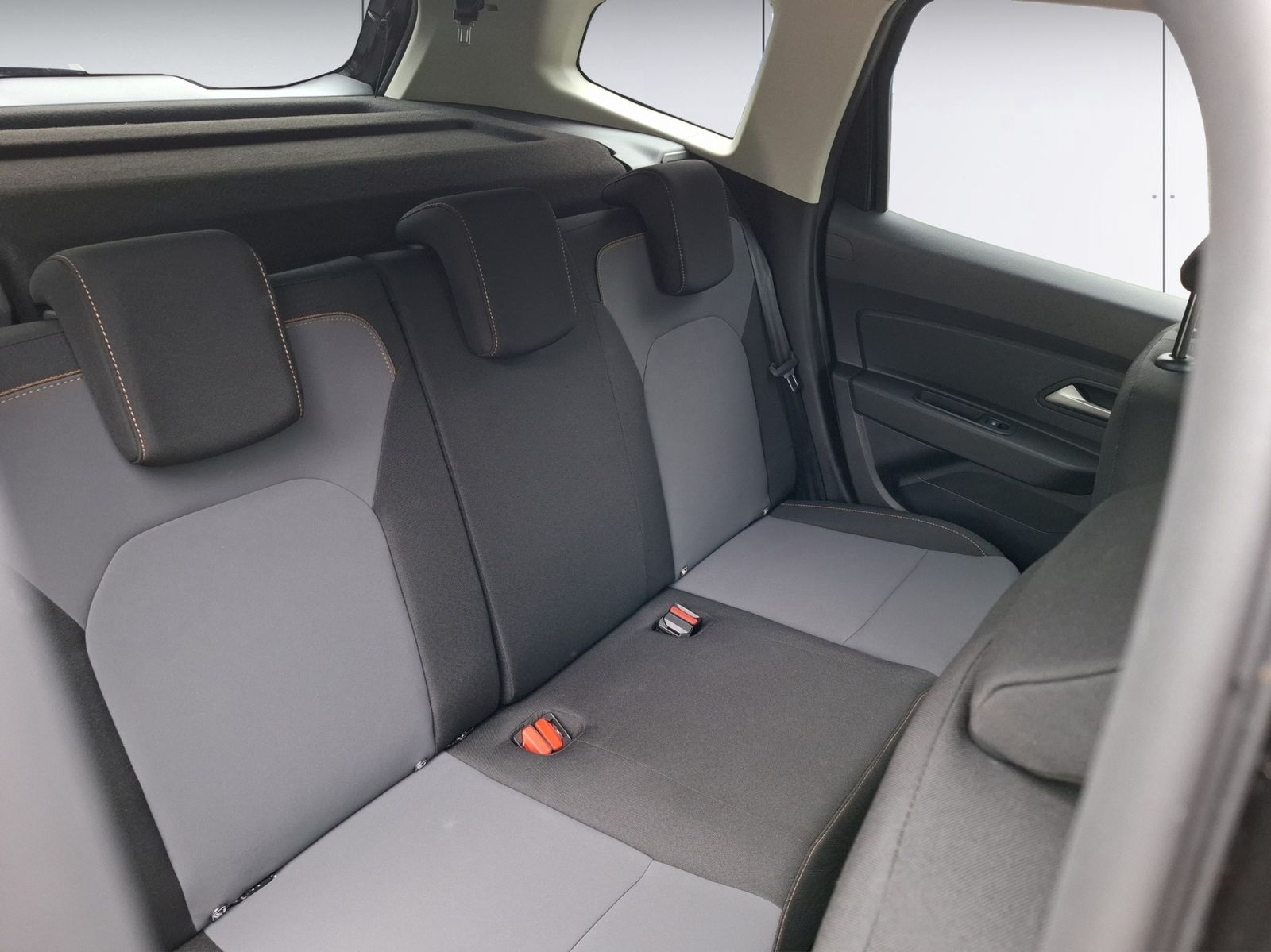 Dacia Duster Extreme TCe 130 - Samsaru's Car Outlet