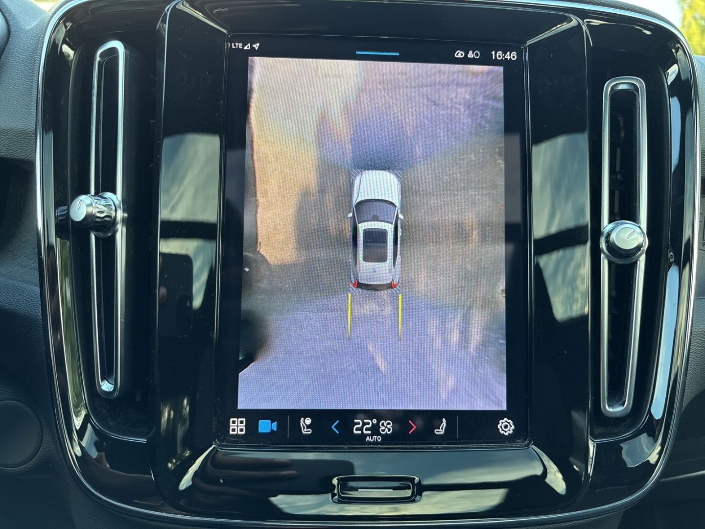 Volvo XC40 Recharge Ultimate Pure Electric 2WD P8