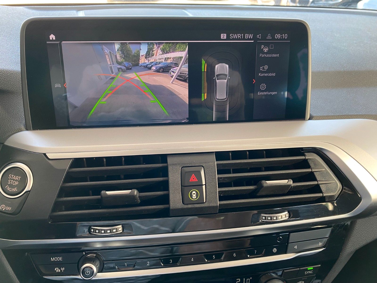 BMW X3 xDrive 20 i Advantage/LifeCockpit/Panodach