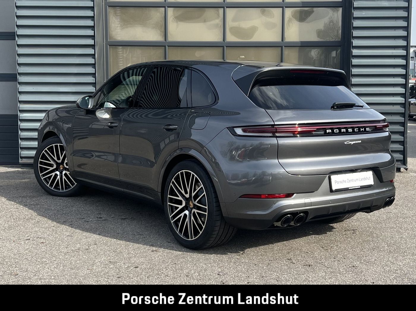 Porsche Cayenne E-Hybrid | Luftfederung | Panorama | AHK