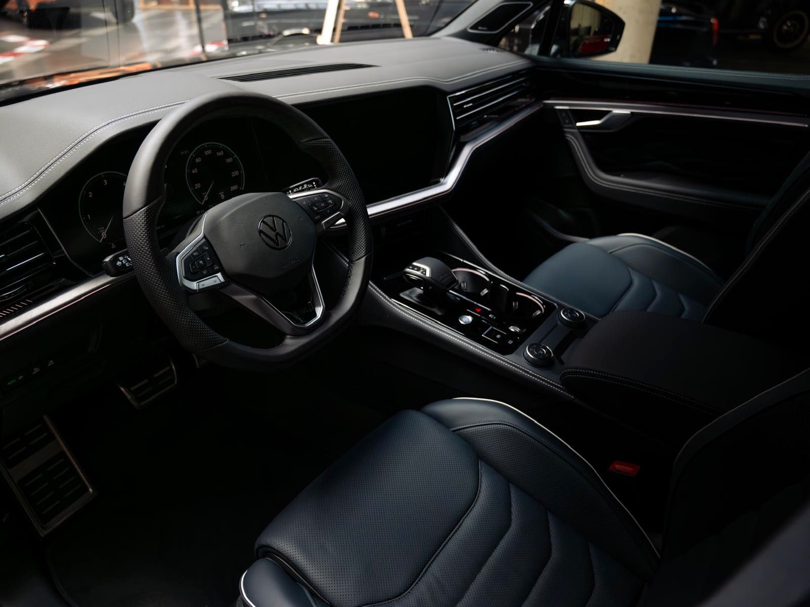 Volkswagen R-LINE FINAL EDITION 4MOTION HUD PANO AHK 360