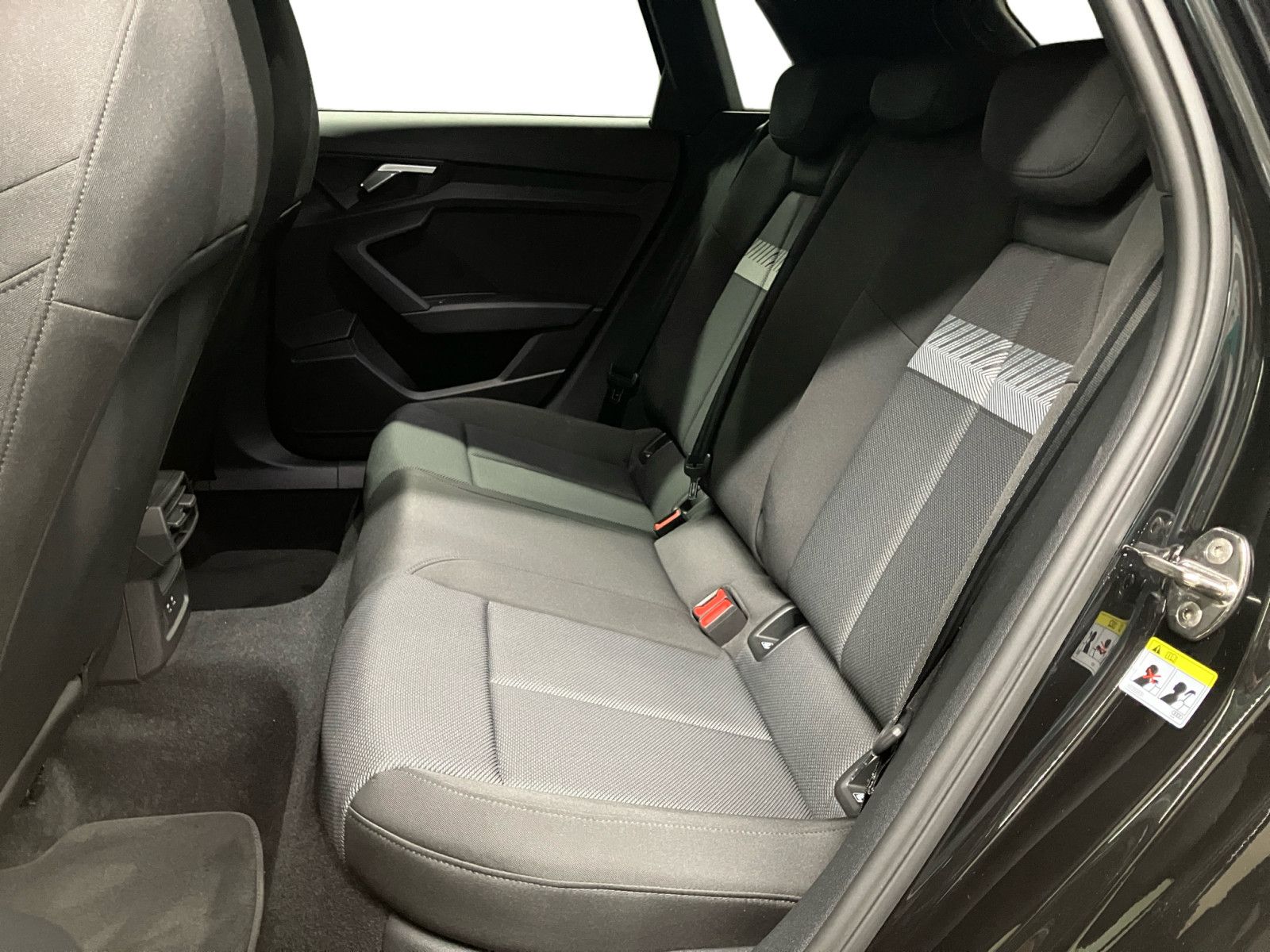 Audi A3 Sportback 45 TFSIe S line - Samsaru's Car Outlet