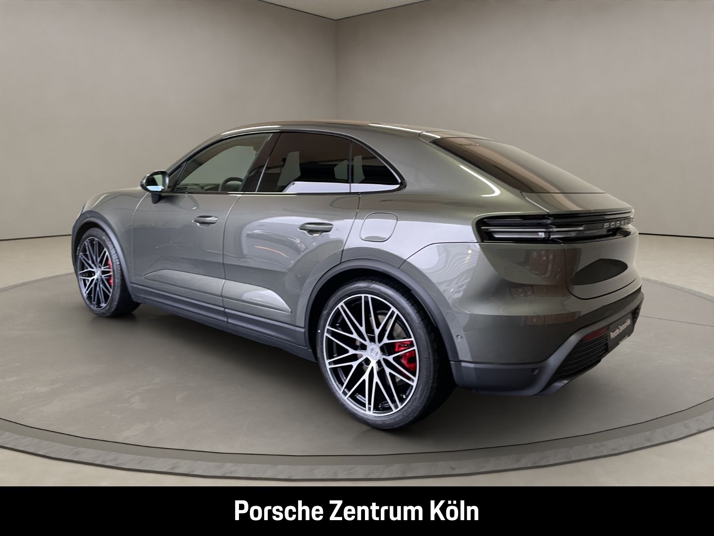 Porsche Macan 4S Electric - Samsaru's Car Outlet