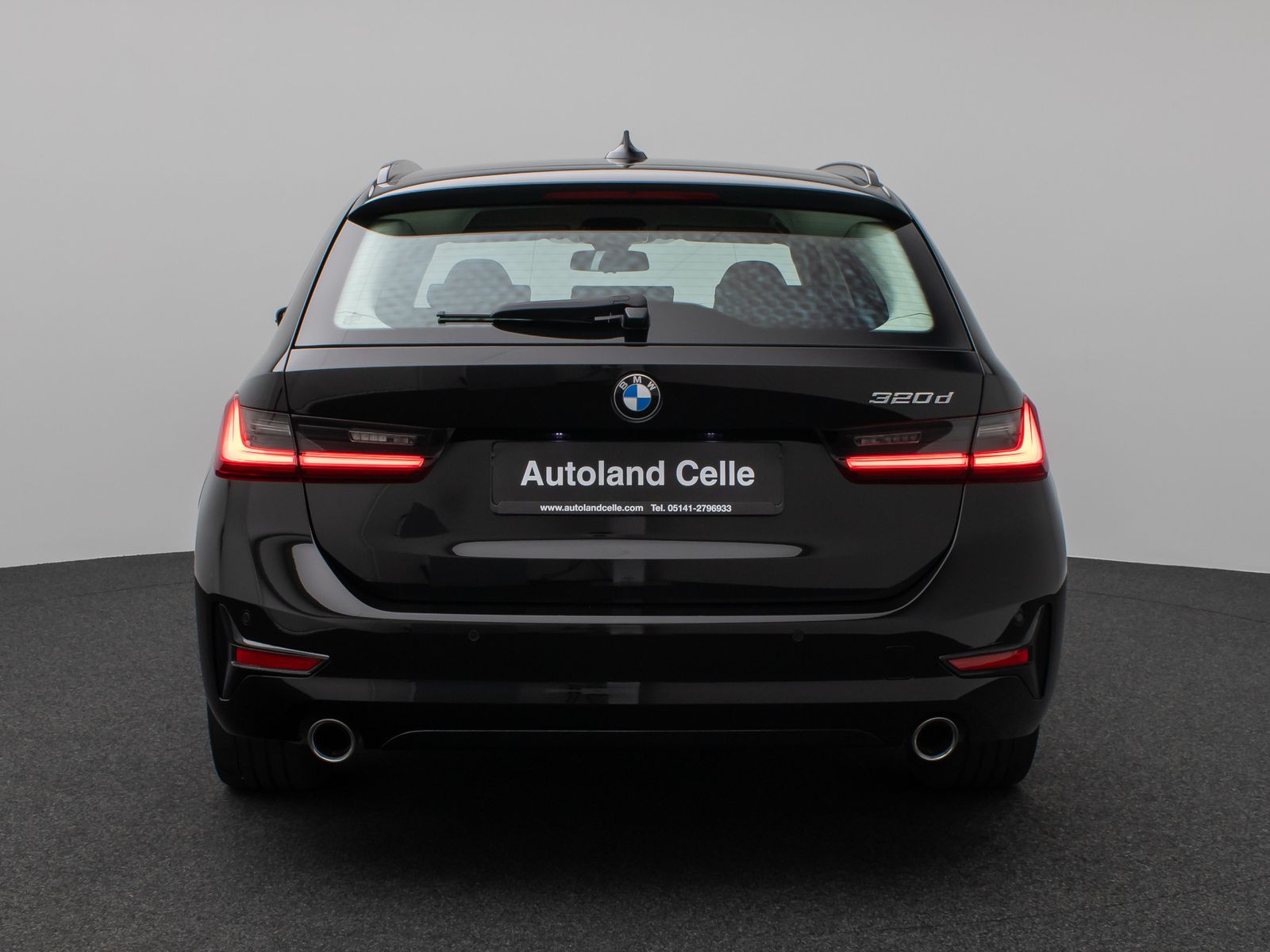 BMW 320d SportLine - Samsaru's Car Outlet