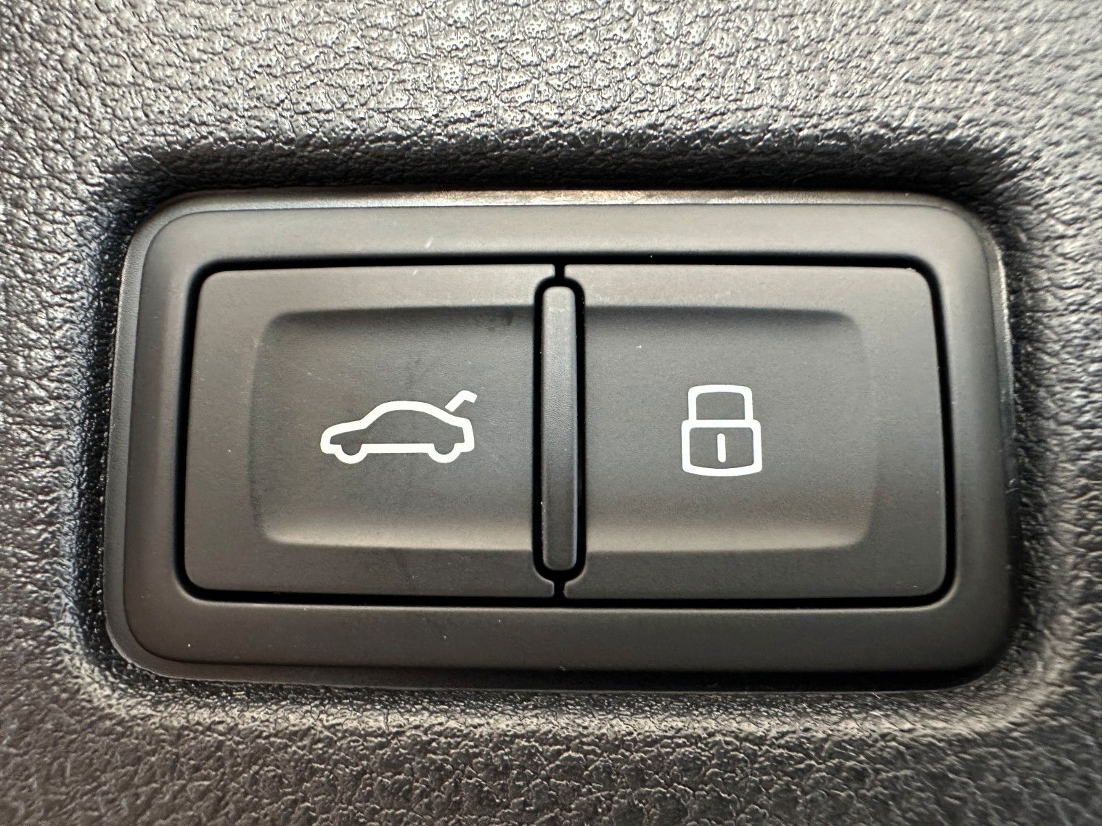 Audi Q8 50 TDI quattro - Samsaru's Car Outlet