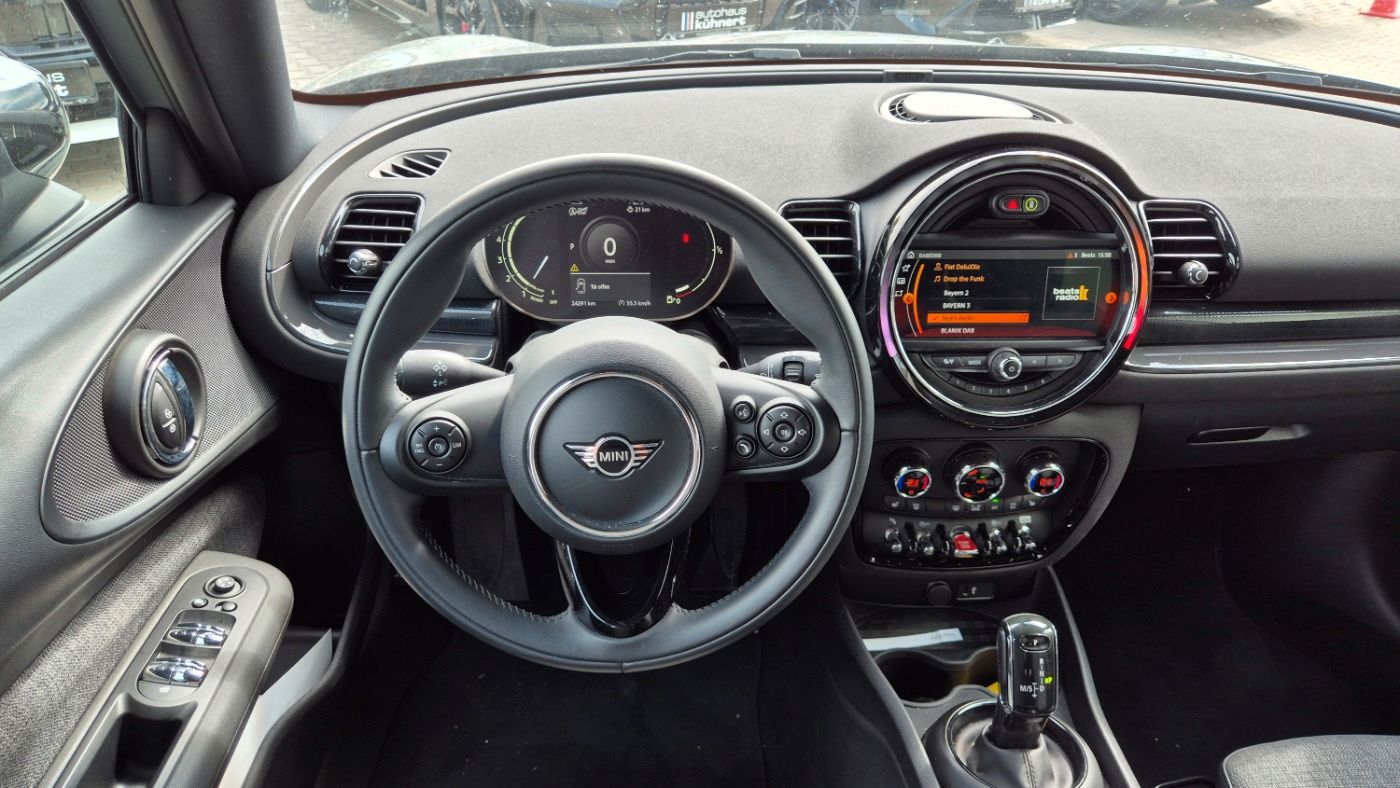 MINI COOPER - Samsaru's Car Outlet