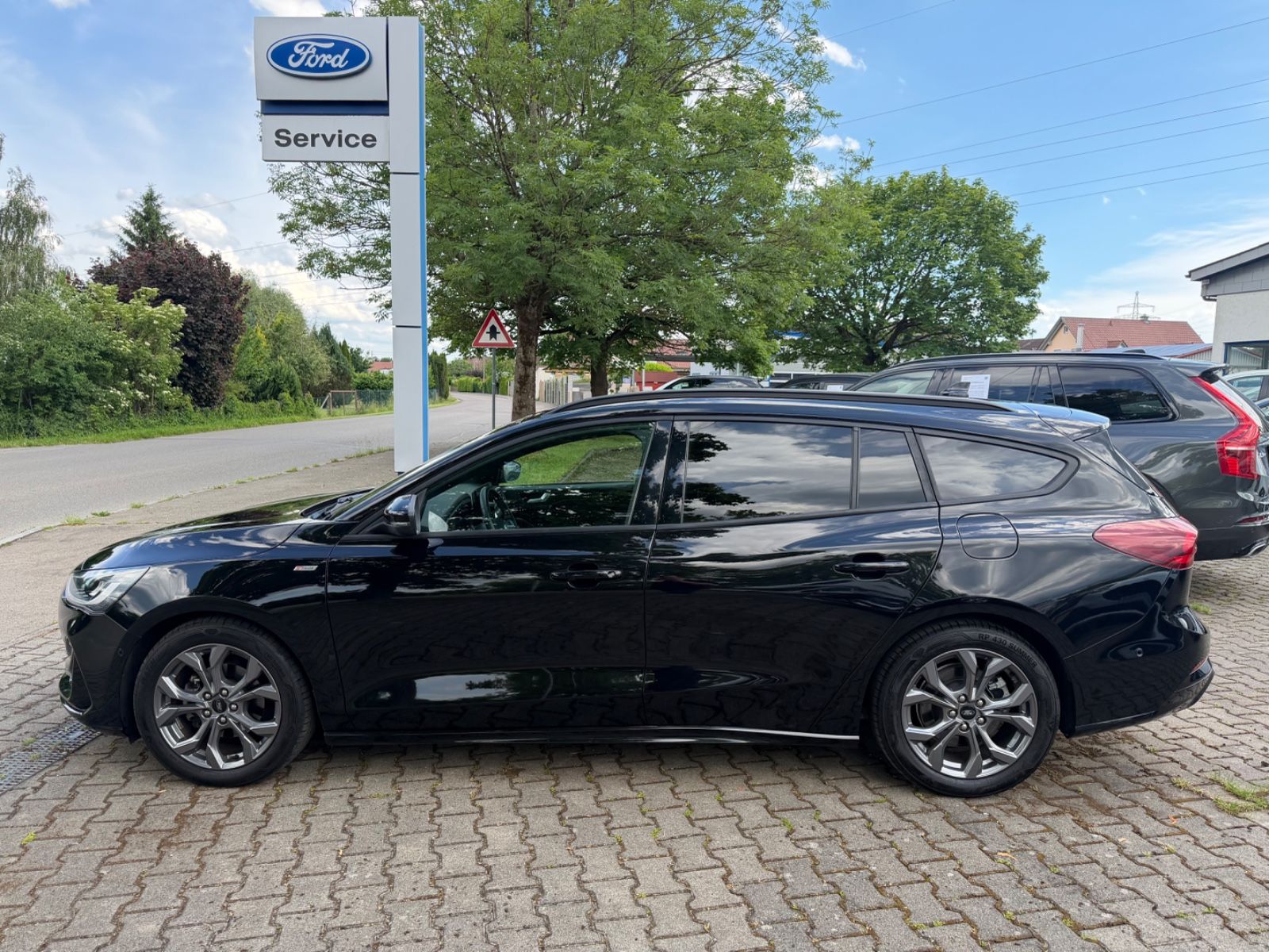 Ford Focus Turnier ST-Line X SYNC 4