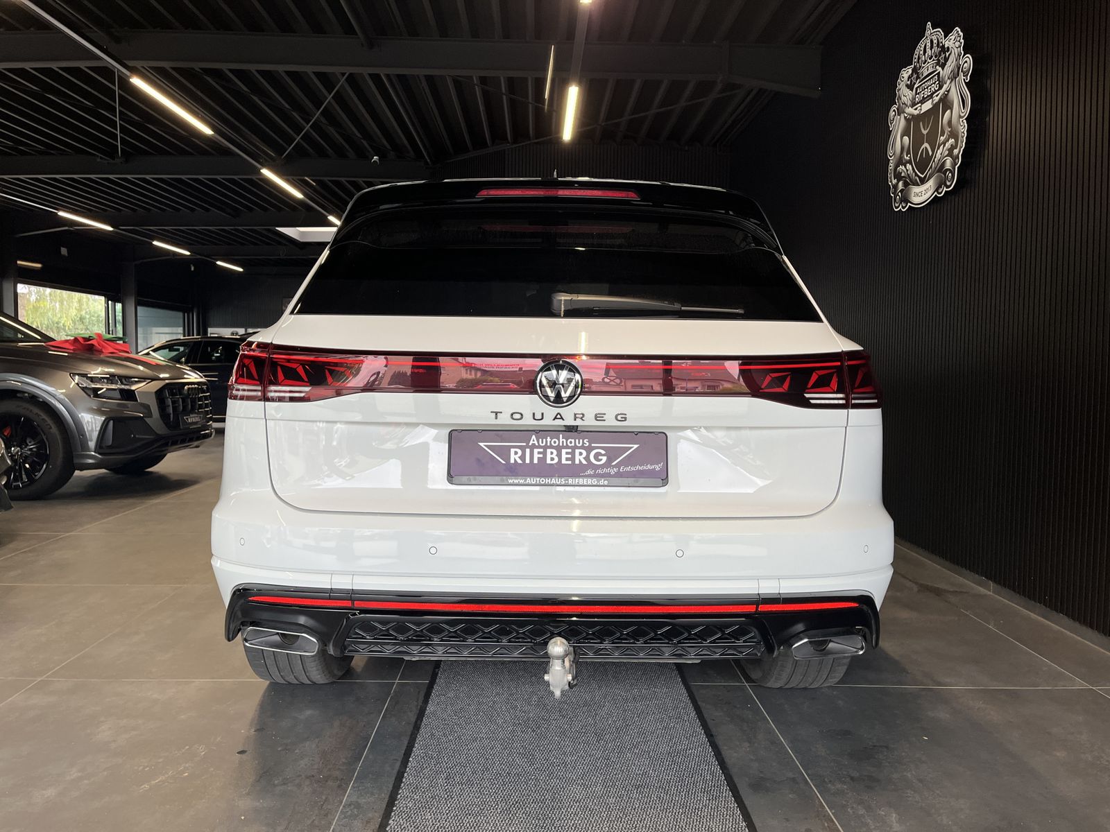 Volkswagen Touareg 3.0 TDI V6 4M R-Line/AHK/PANO/HUD/ACC/20