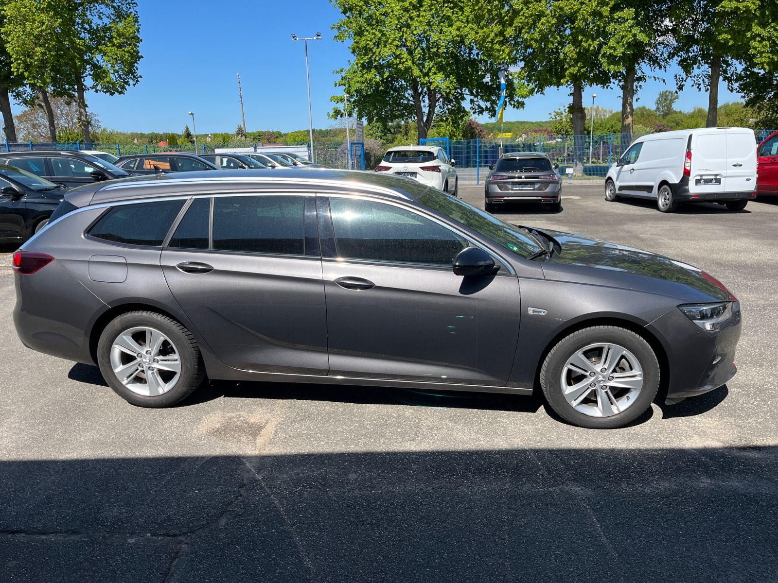 Opel Insignia B ST 1,5 D Aut. Business - Samsaru's Car Outlet