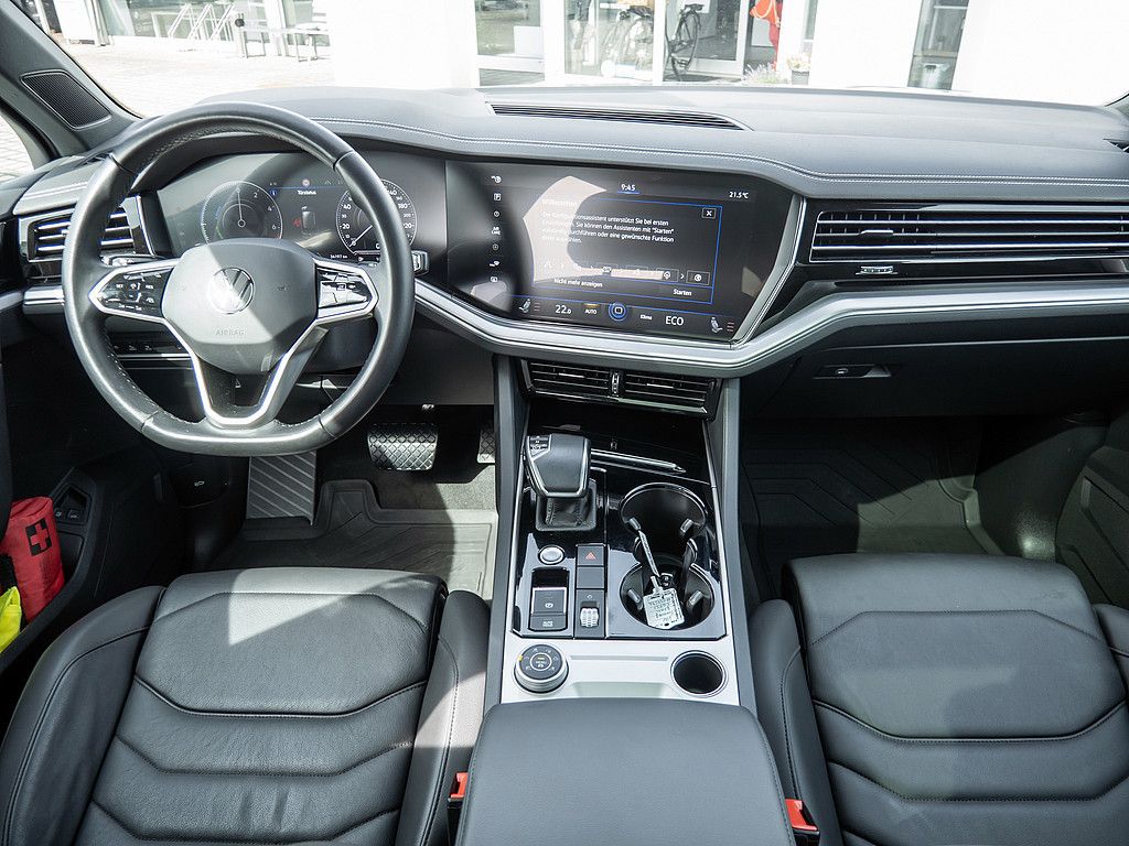 Volkswagen Touareg 3.0 V6 TSI eHybrid Elegance 4Motion PANO