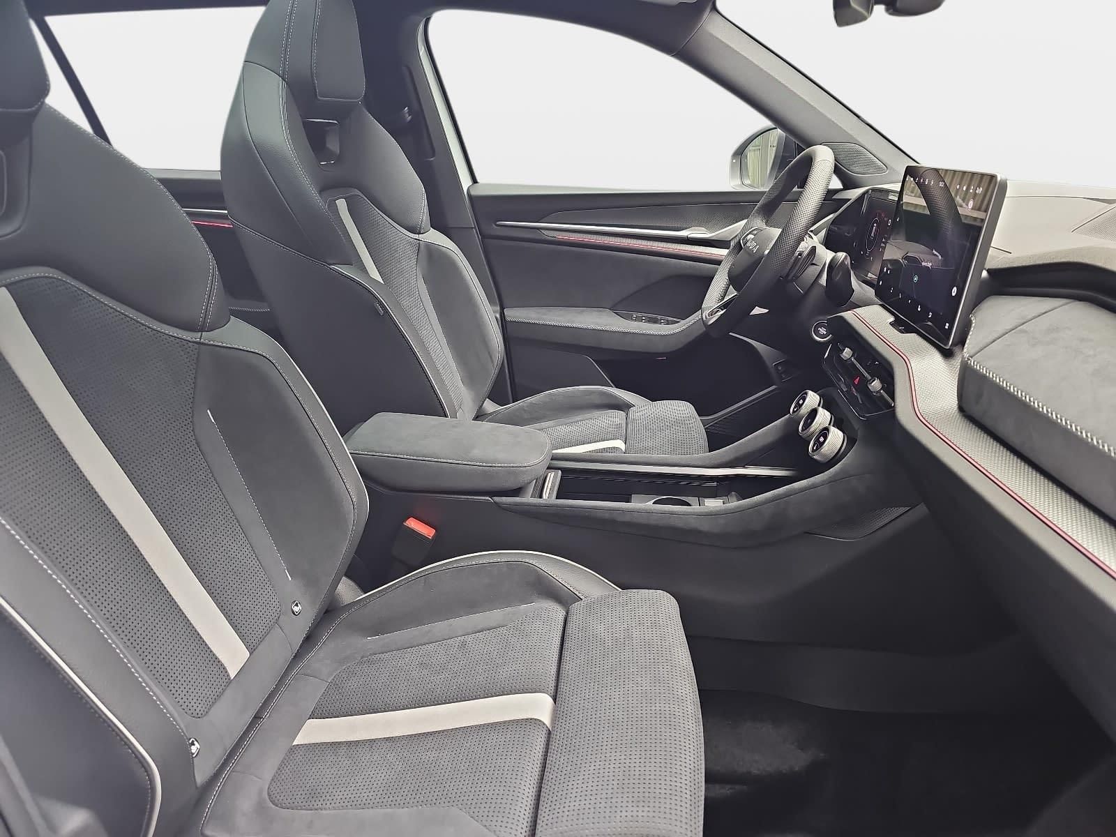 Skoda KODIAQ 1.5 TSI DSG IV PHEV SPORTLINE AHK PANO LM