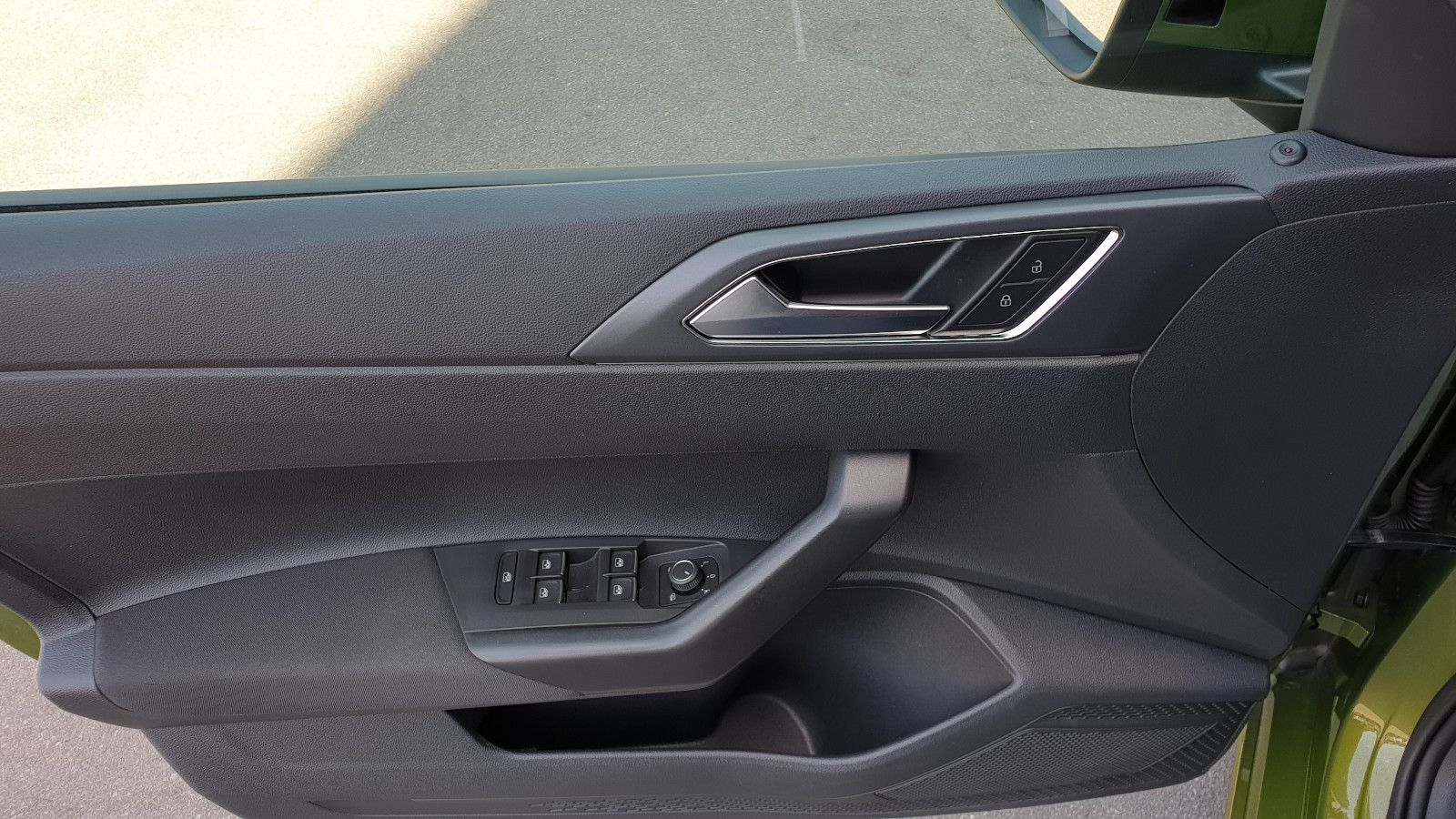 Volkswagen Taigo 1.5 TSI DSG R-Line - Samsaru's Car Outlet