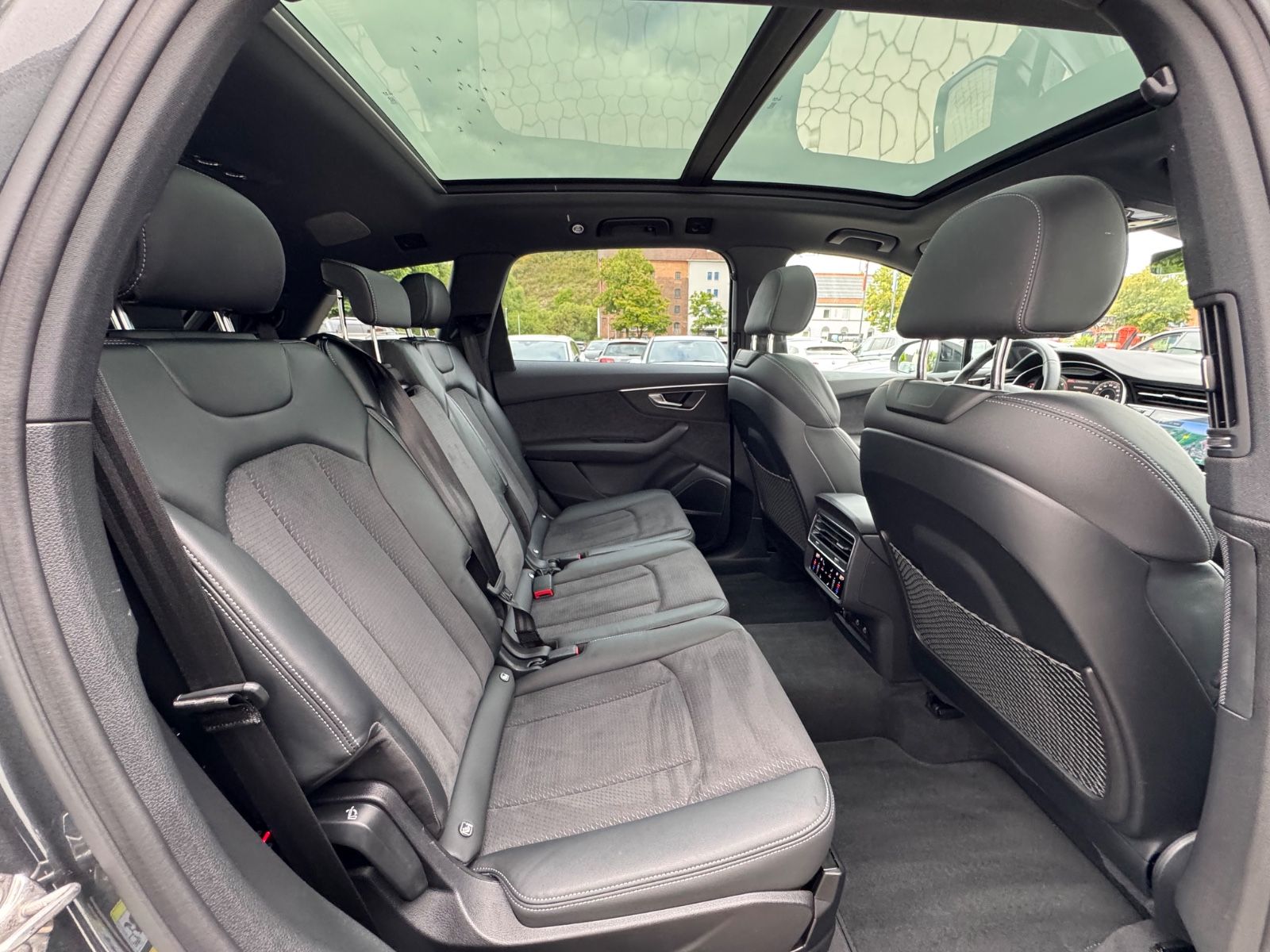 Audi Q7 50 TDI quattro competition plus/Matrix/Standh