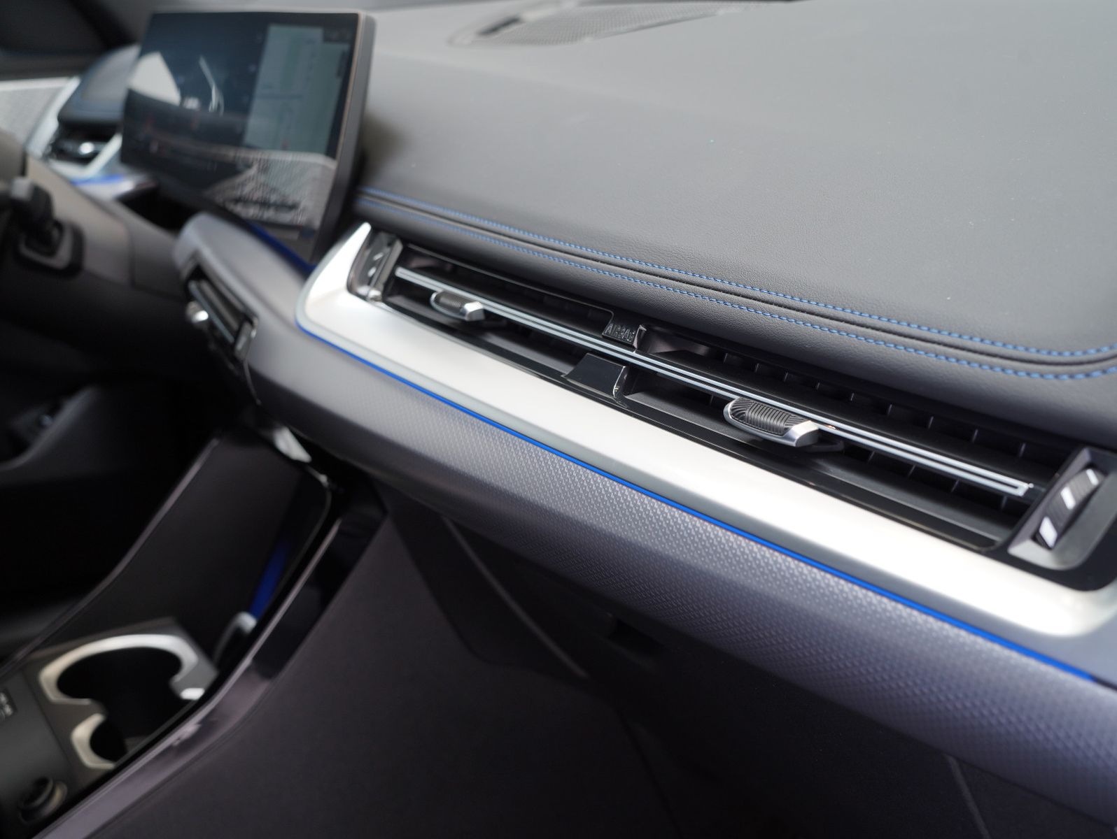 BMW X1 23 i Mild-Hybrid xDrive M Sport Pro - Samsaru's Car Outlet