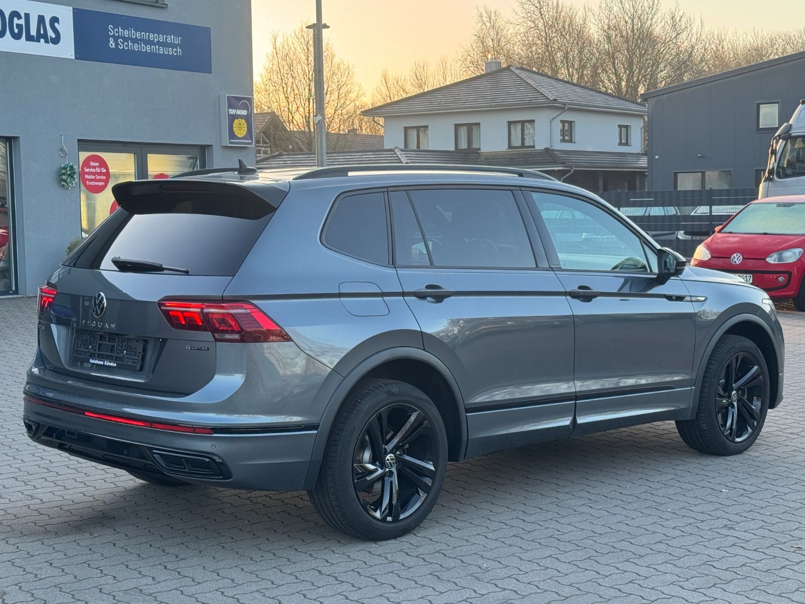Volkswagen Tiguan Allspace R-Line 4M °B&S°AHK°R-Kamera°