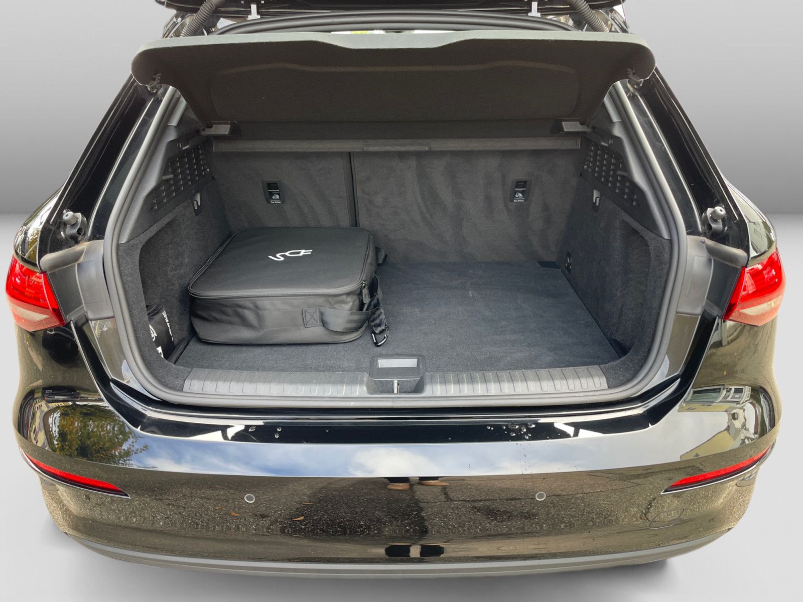 Audi A3 Sportback 40TFSIe S-tronic Privacy PDC Sitzh.