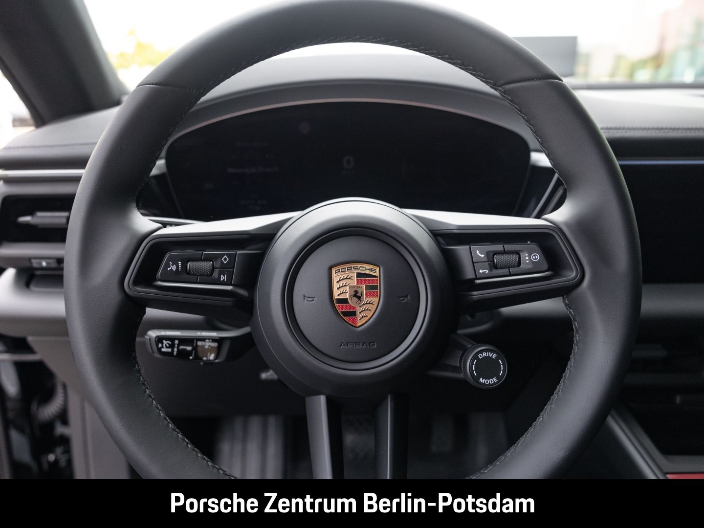 Porsche Macan - Samsaru's Car Outlet