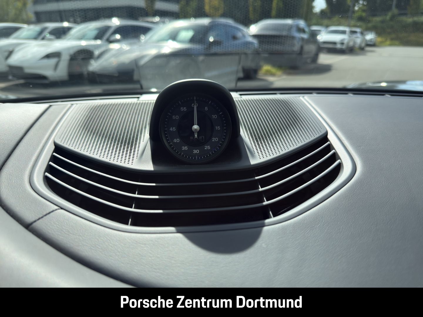 Porsche Taycan GTS Luftfederung BOSE Panoramadach LED