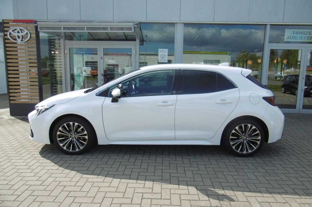 Toyota Corolla Hybrid FAHRSCHULAUTO
