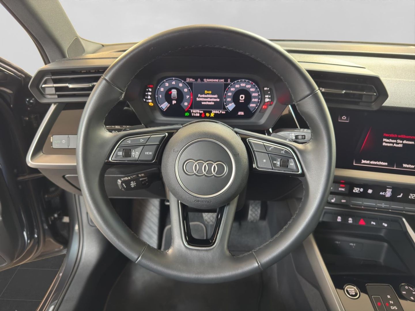 Audi A3 Sportback 35 1.5 TFSI advanced Alu LED AHK Sm