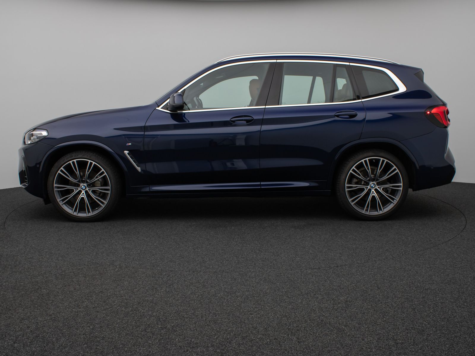 BMW X3 xD30d M Sport Panoram Kamera DAB HiFi AHK 21"