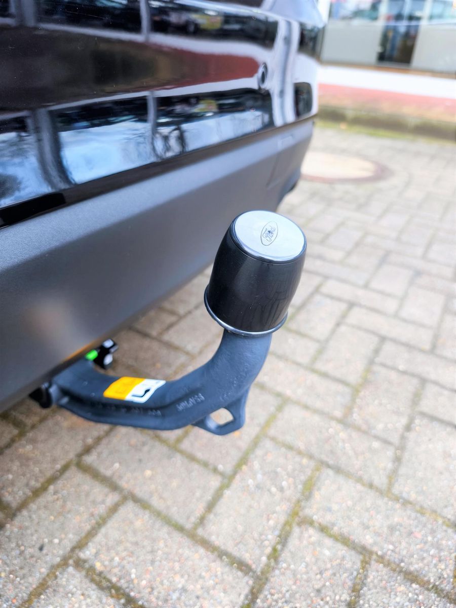 Ford Focus 1.0 EcoBoost Hybrid TITANIUM AHK,iACC,LED