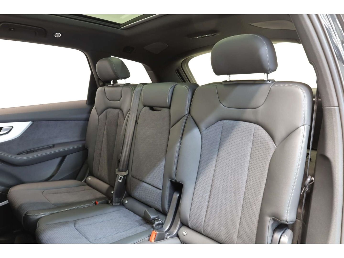 Audi Q7 50 TDI quattro S line